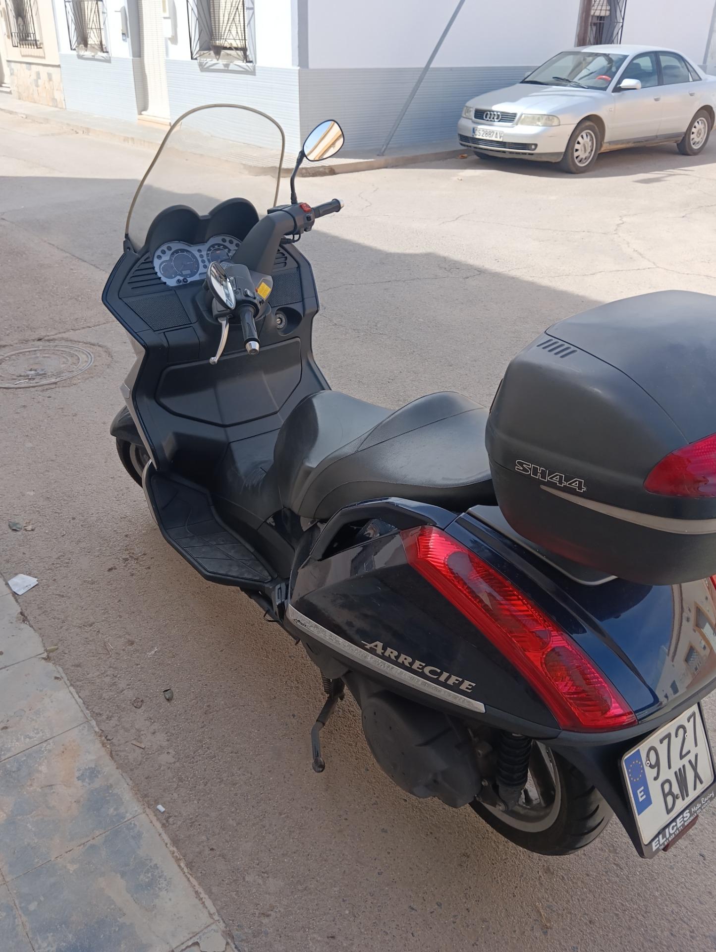 Foto 3 de Aprilia arrecife500 