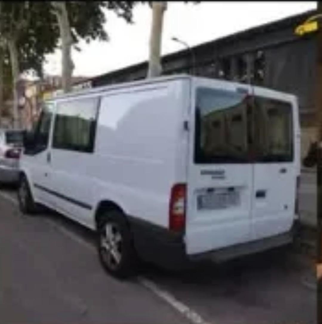 Foto 3 de Furgoneta Ford Transit 
