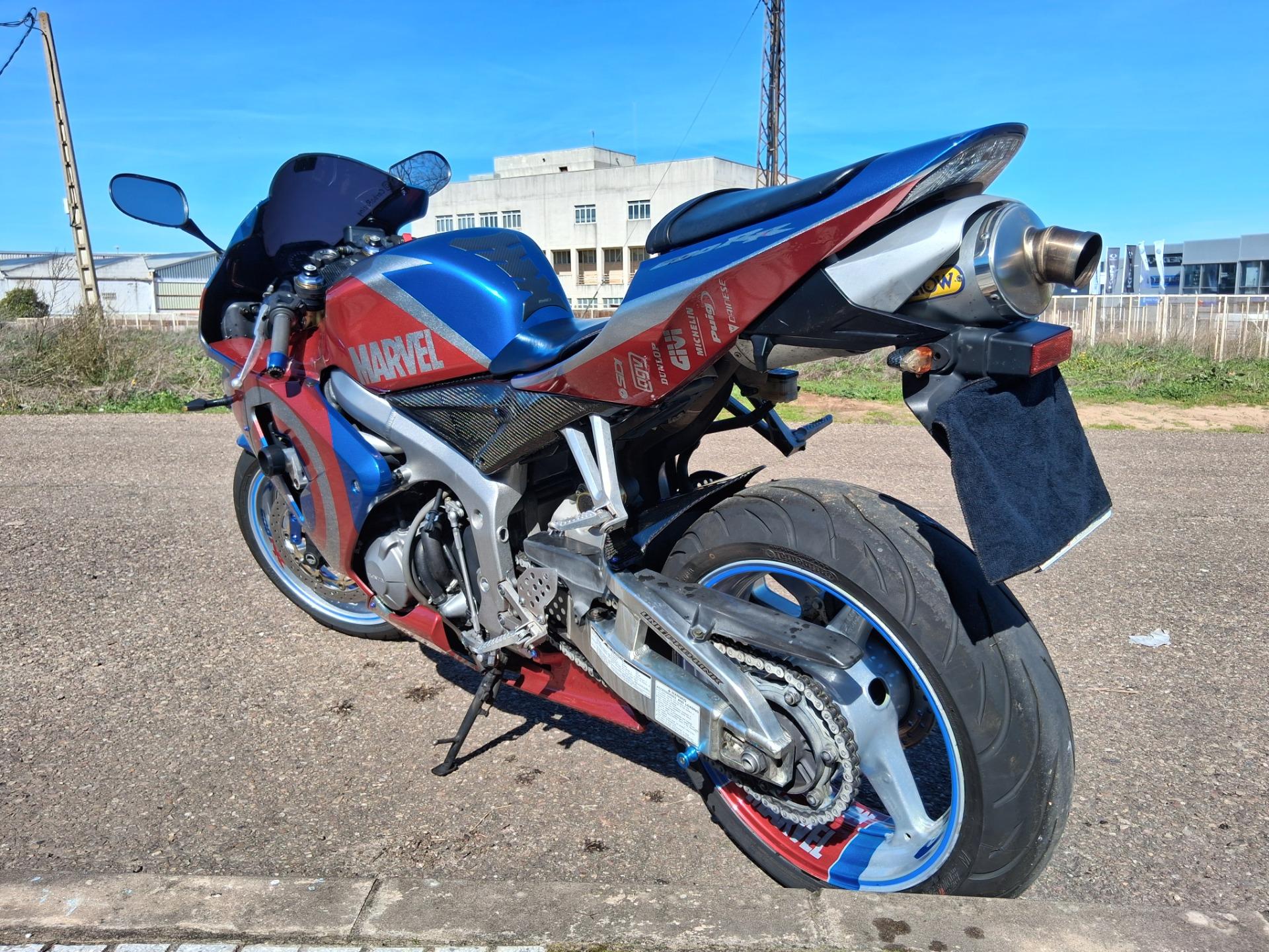 Foto 2 de Honda cbr 2006 