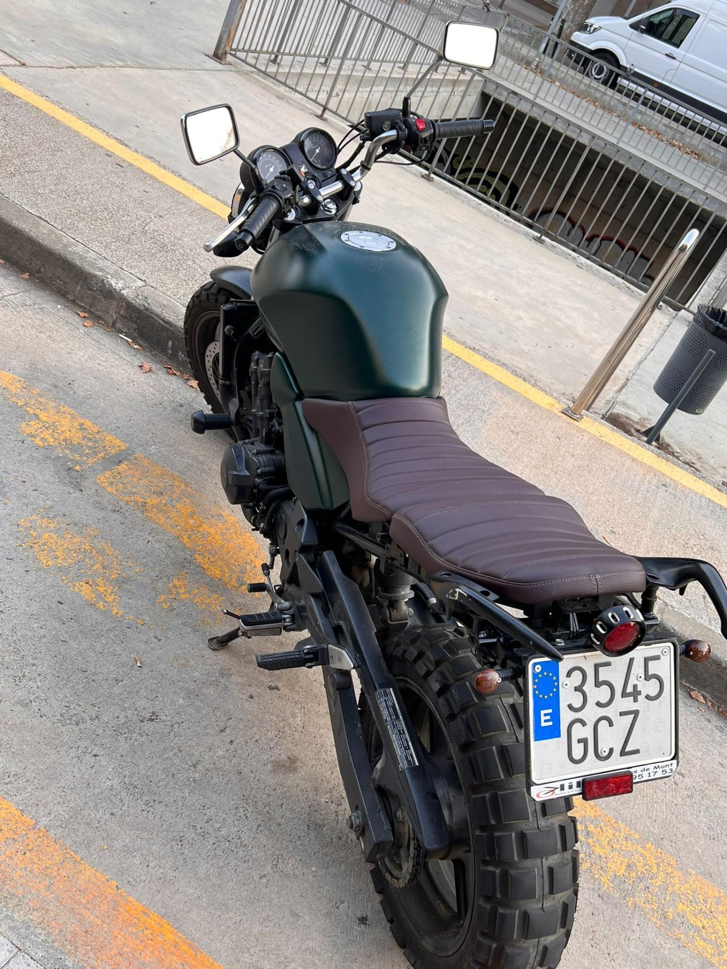 Foto 5 de Moto honda 600cbf n