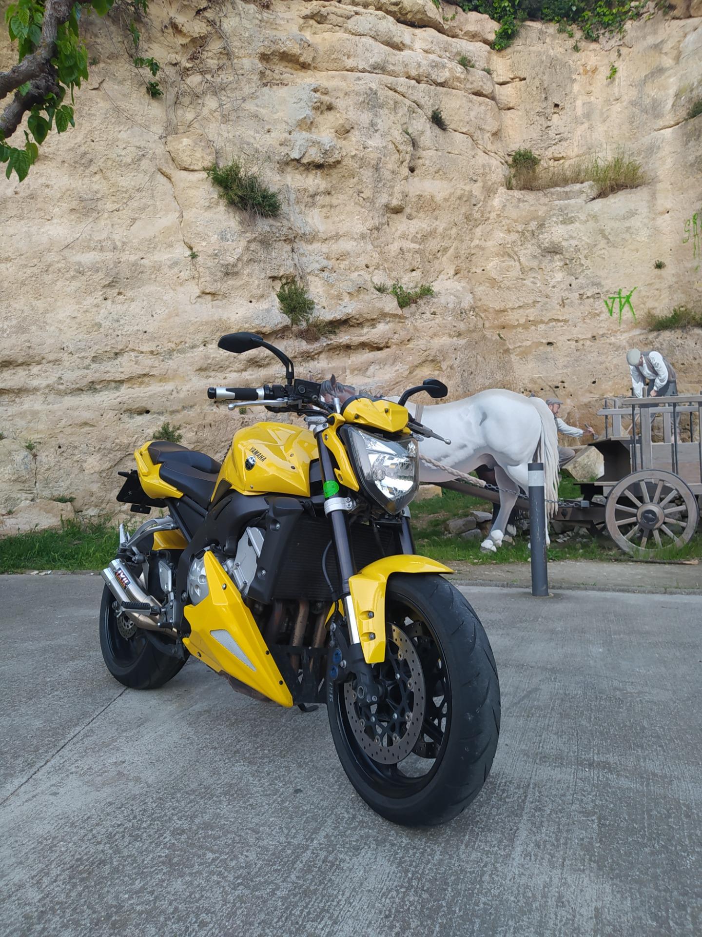 Foto 2 de La cambio por coche familiar  o por moto trail asfaltica/turismo.