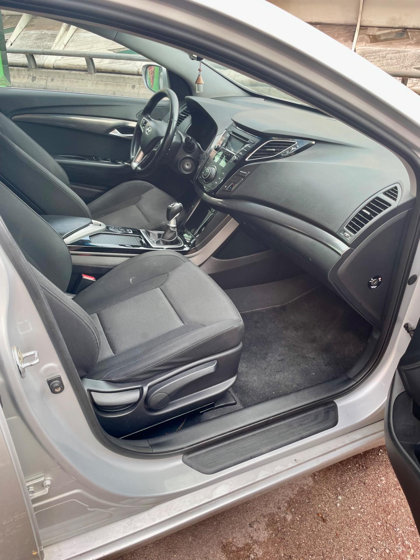 Foto 2 de Hyundai i40 