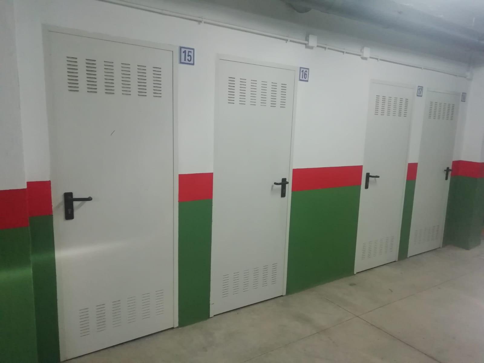 Foto de cambio trasteros y plazas de garaje