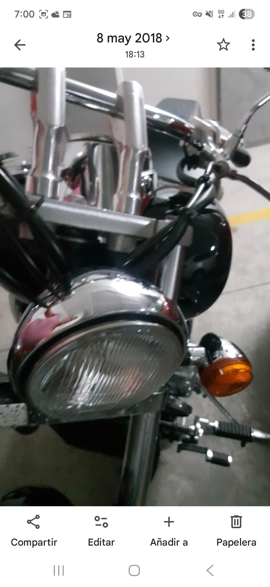 Foto 3 de Honda shadow spirit 750cc
