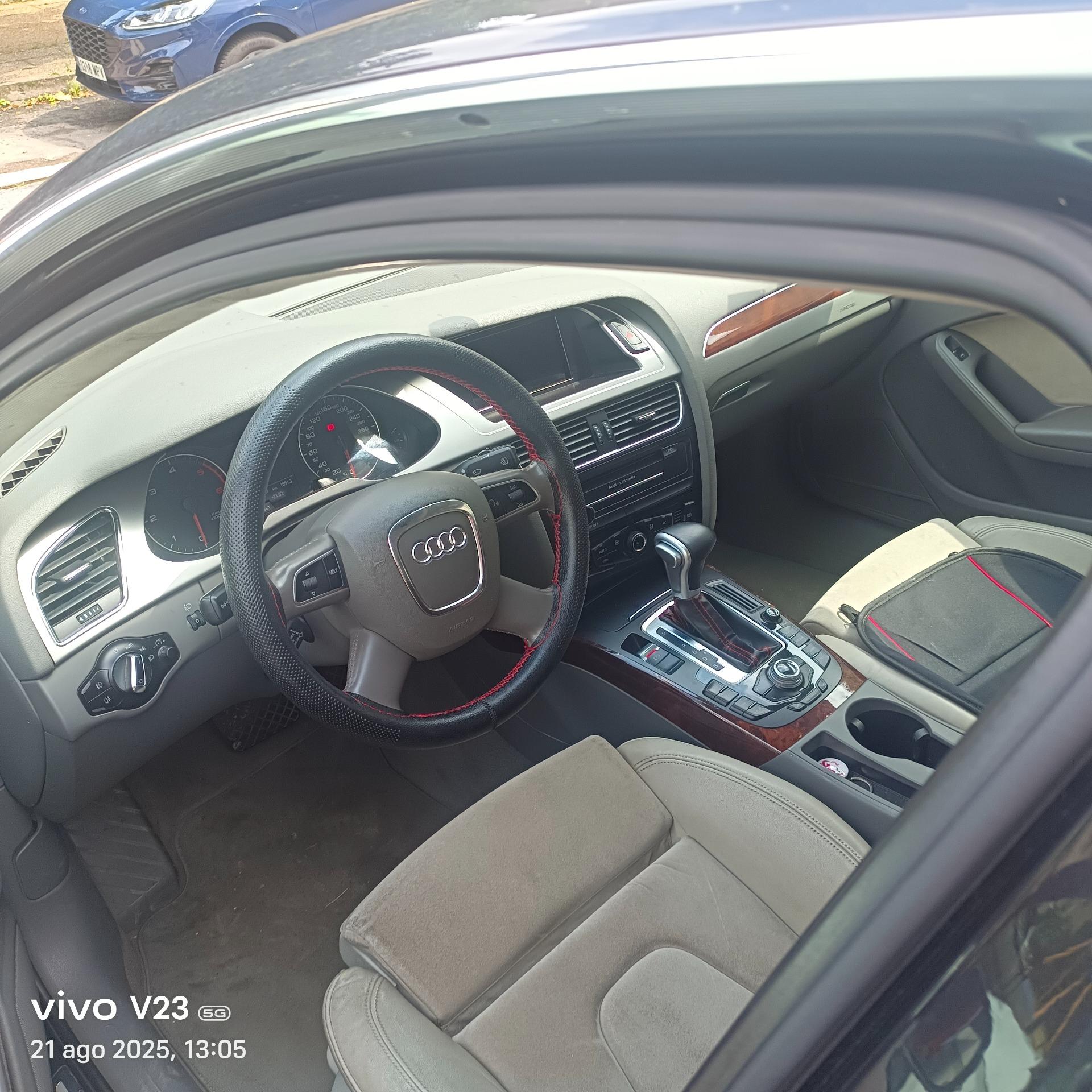 Foto 6 de Audi A4 automático buen estado 2010 KLM 240000 cambio por Audi A5 Q5 mercedes más dinero 