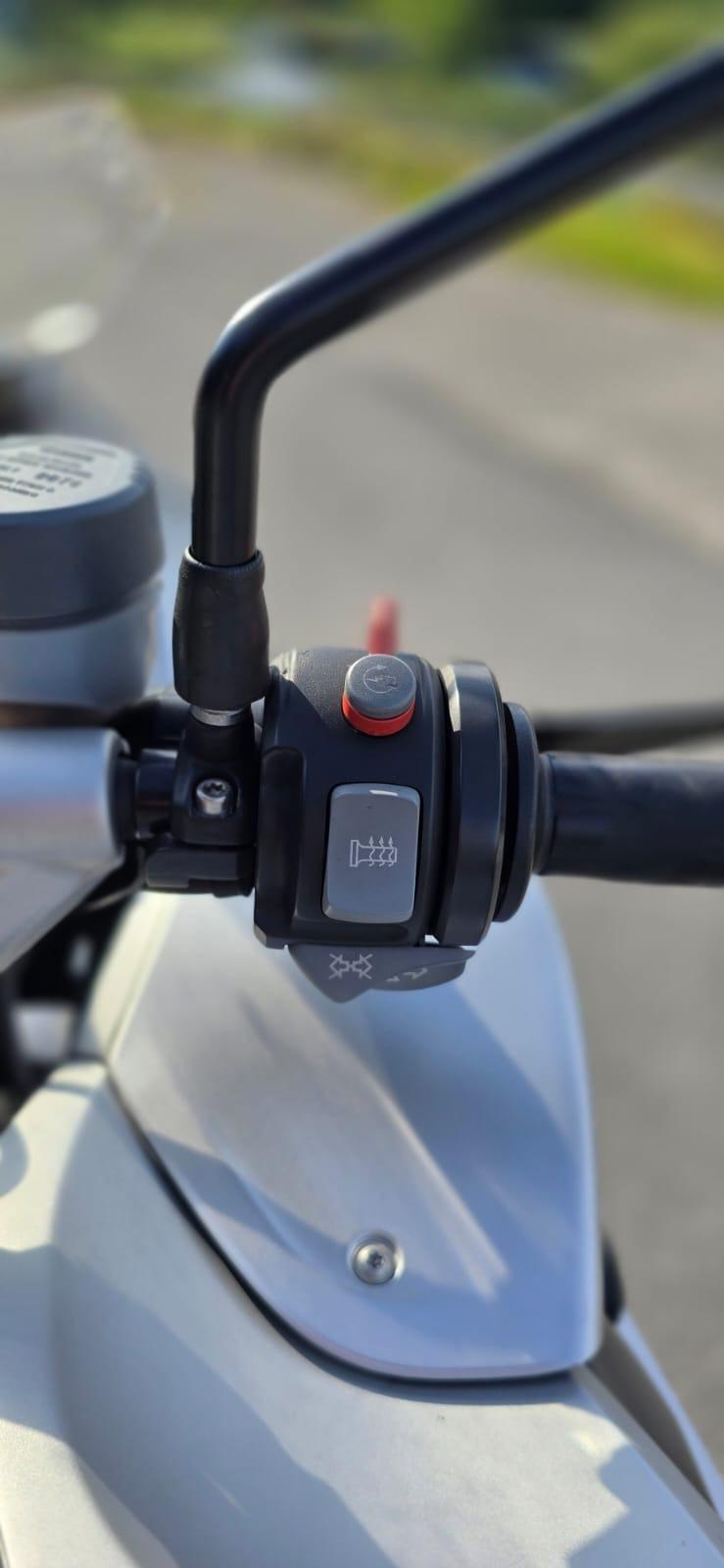 Foto 8 de BMW K1200R Sport 