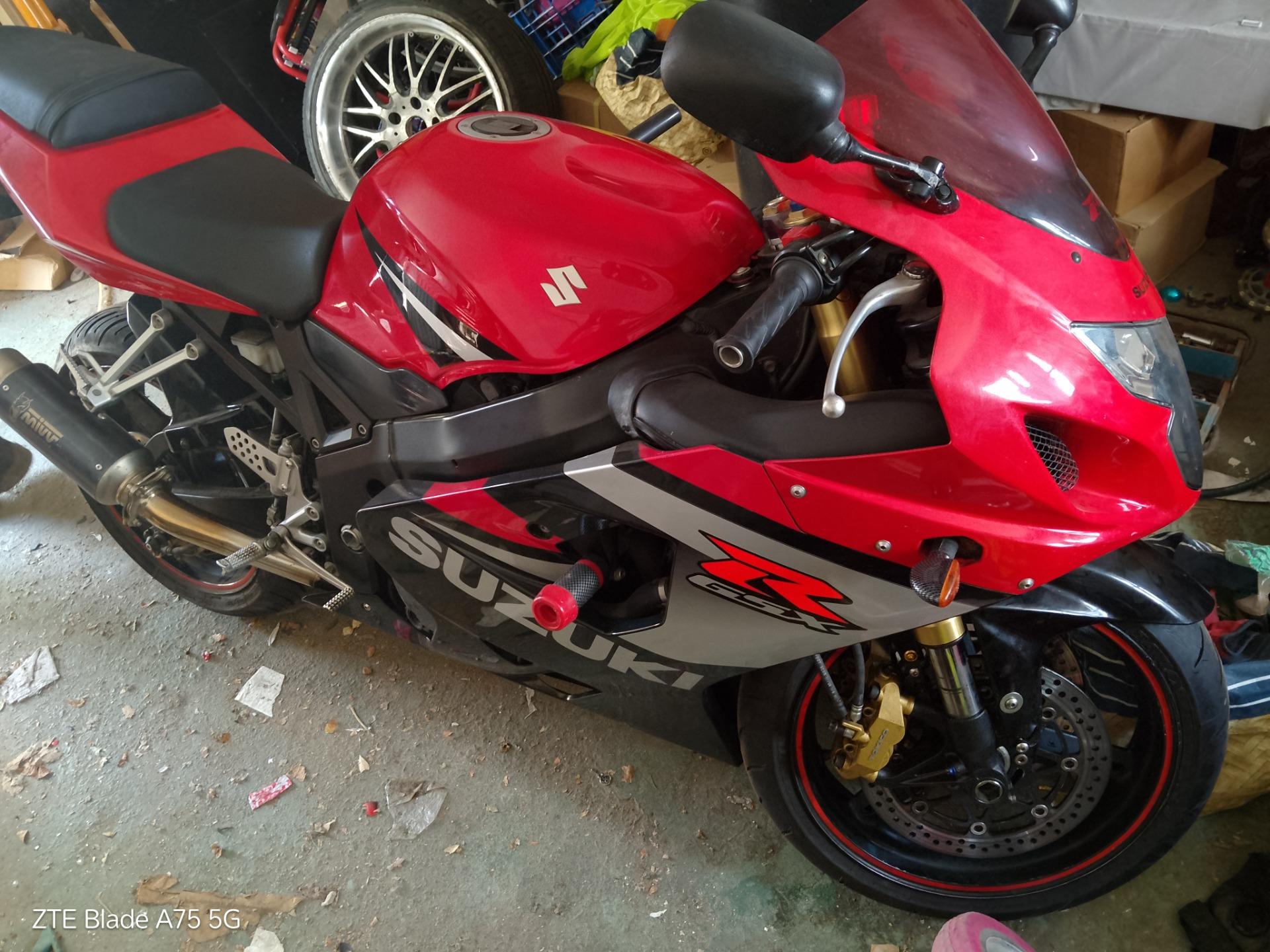Foto de Suzuki gsrx k5