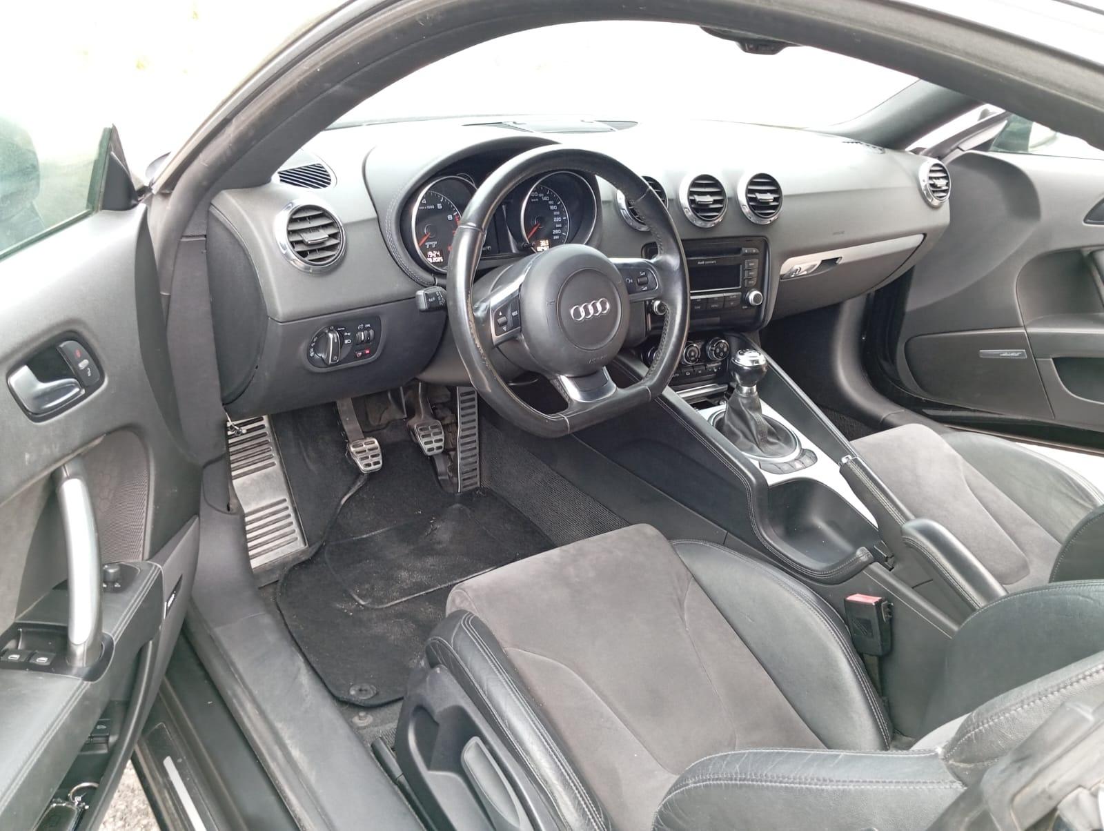 Foto 5 de Audi TT 2.0 tfsi S-line whatsapp 622 37 85 17 o moto  de mi interés ajustando diferencias a mi favor