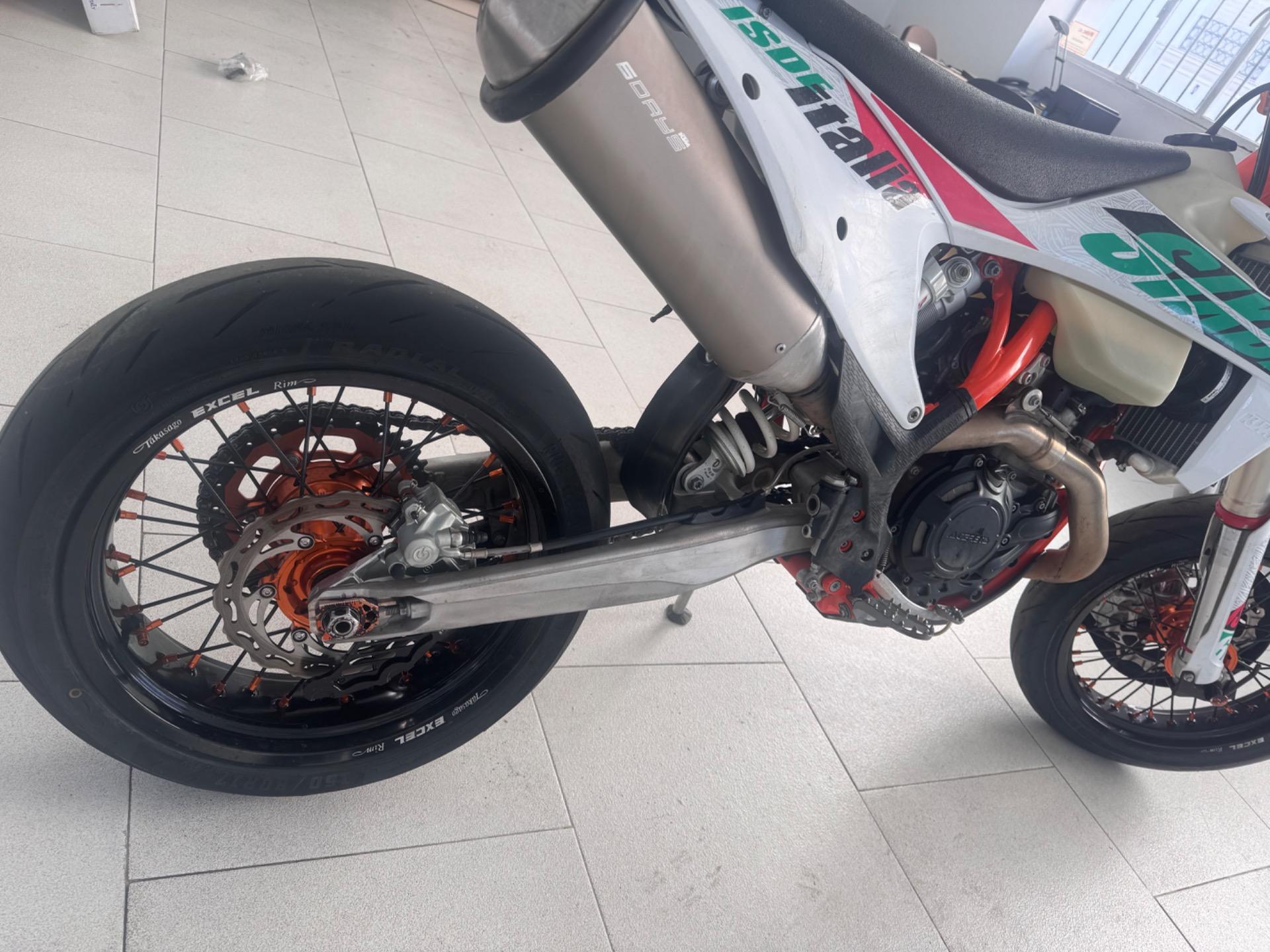 Foto 6 de Ktm 450 six days 2021 