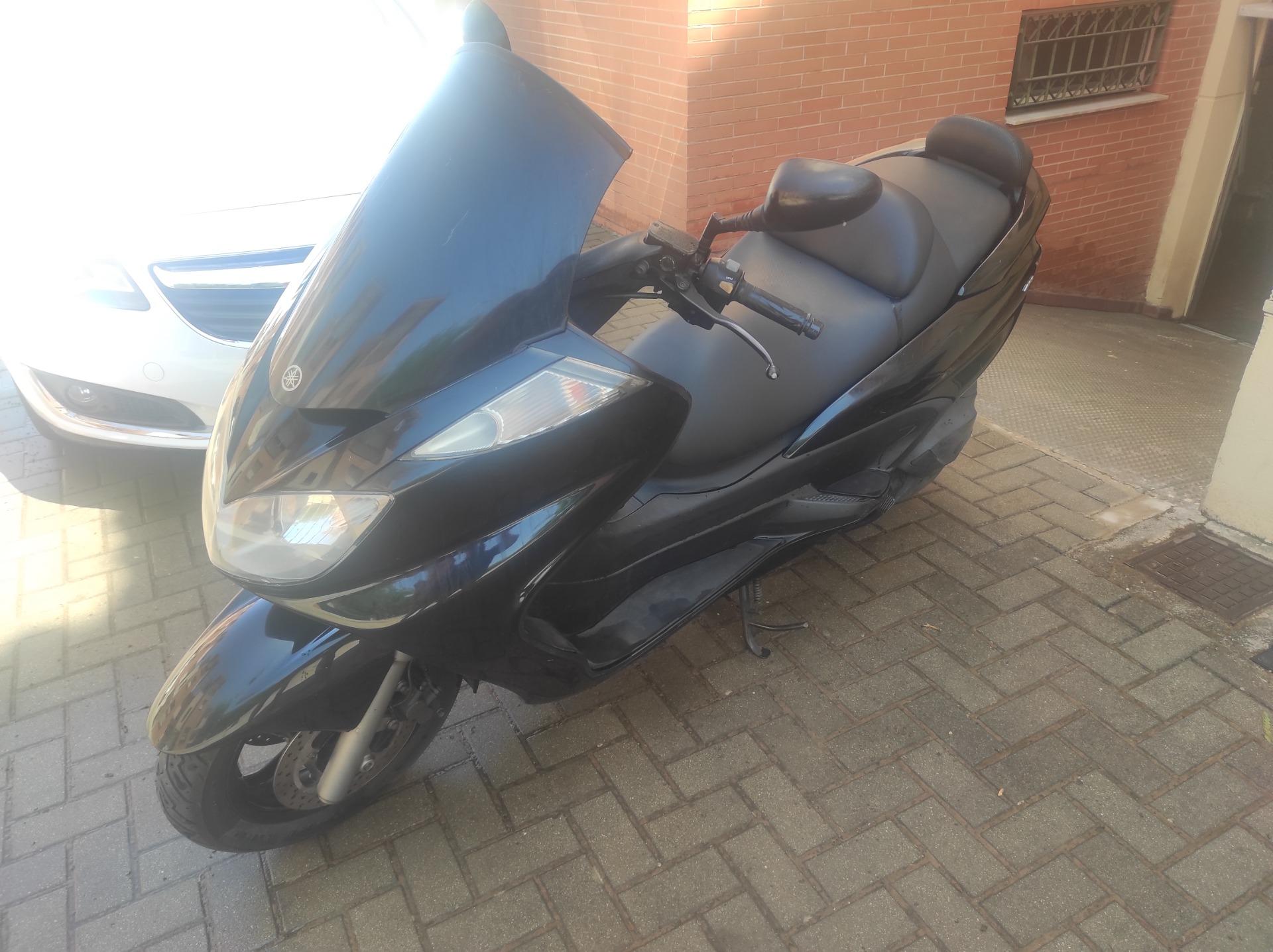 Foto 4 de Yamaha Majesty yp400