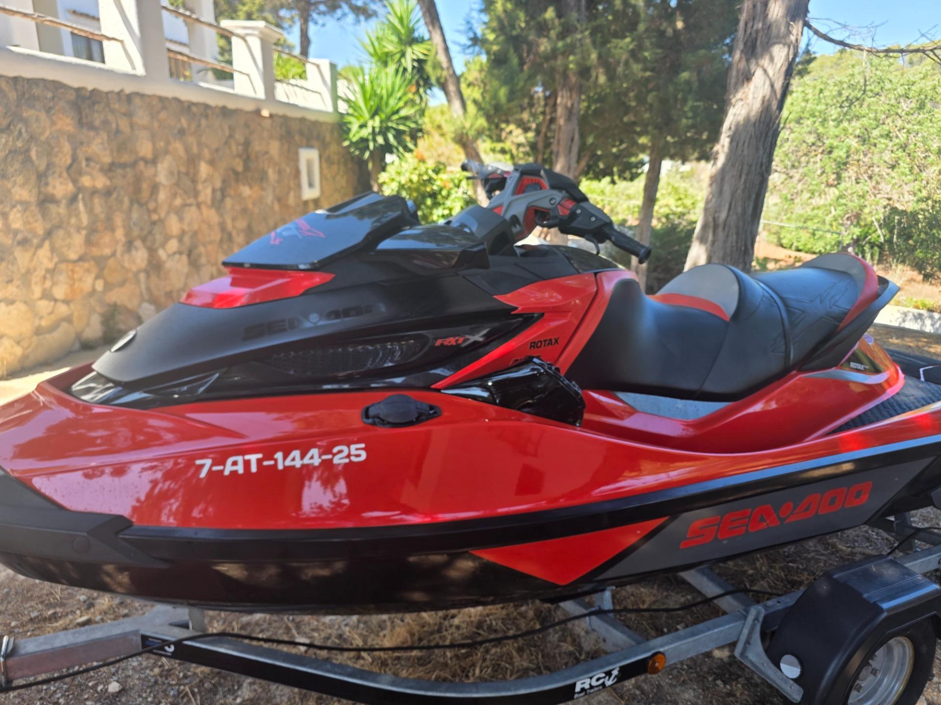Foto 4 de Sea doo rxt 300 año 2016