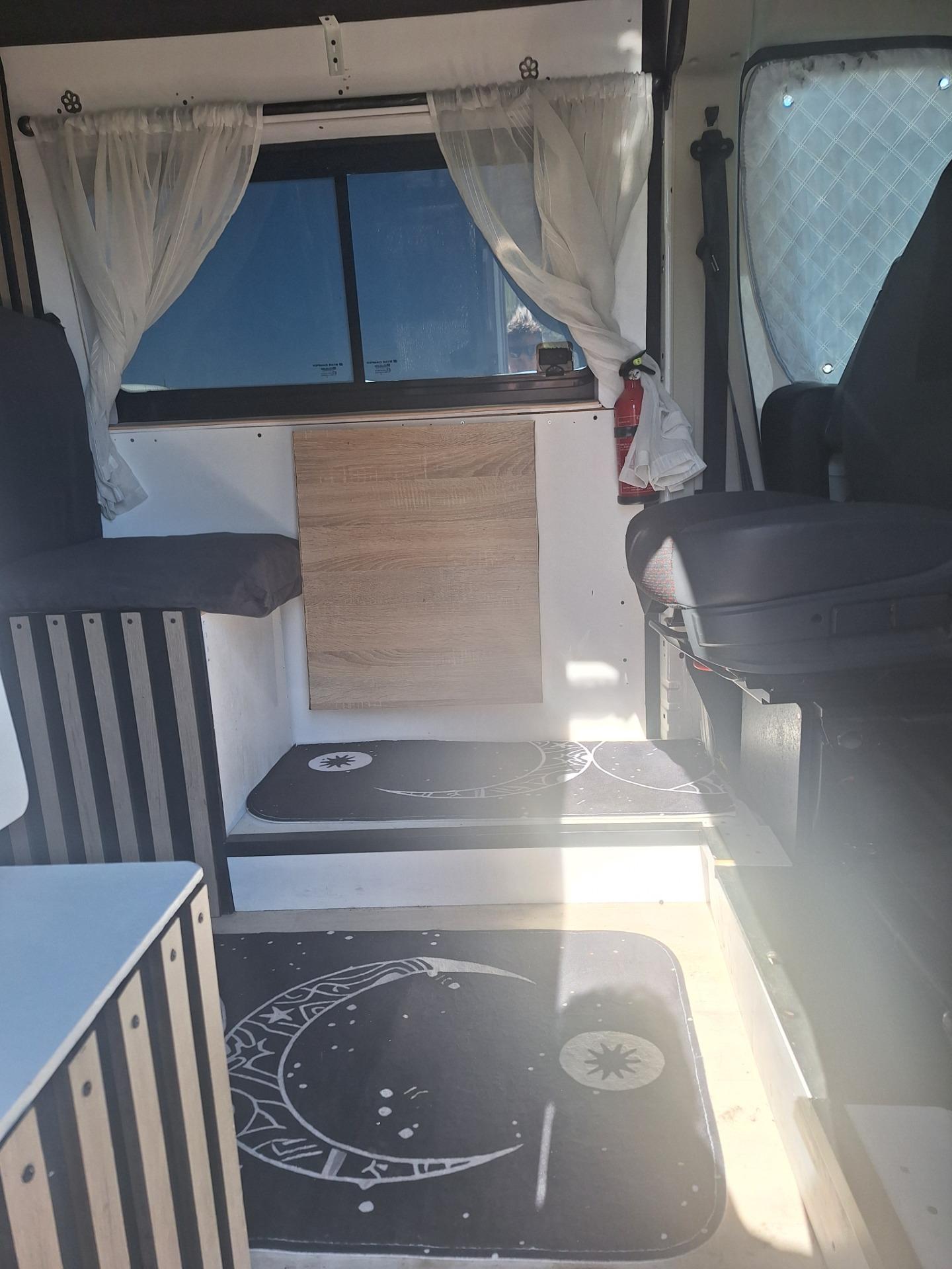 Foto 5 de PEUGEOT BÓXER L3H2 AÑO 2019 HOMOLOGADA ITV EN VIGOR REVISIÓN HECHA CAMBIO POR AUTOCARAVANA HOO 20.00