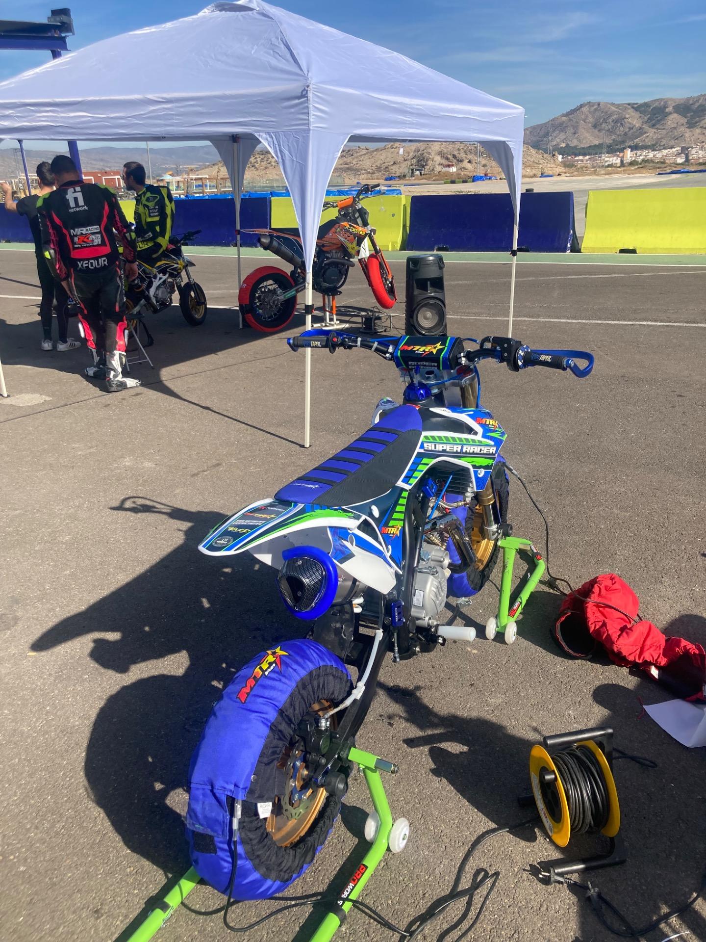 Foto 3 de PIT BIKE MALCOR 190 RR