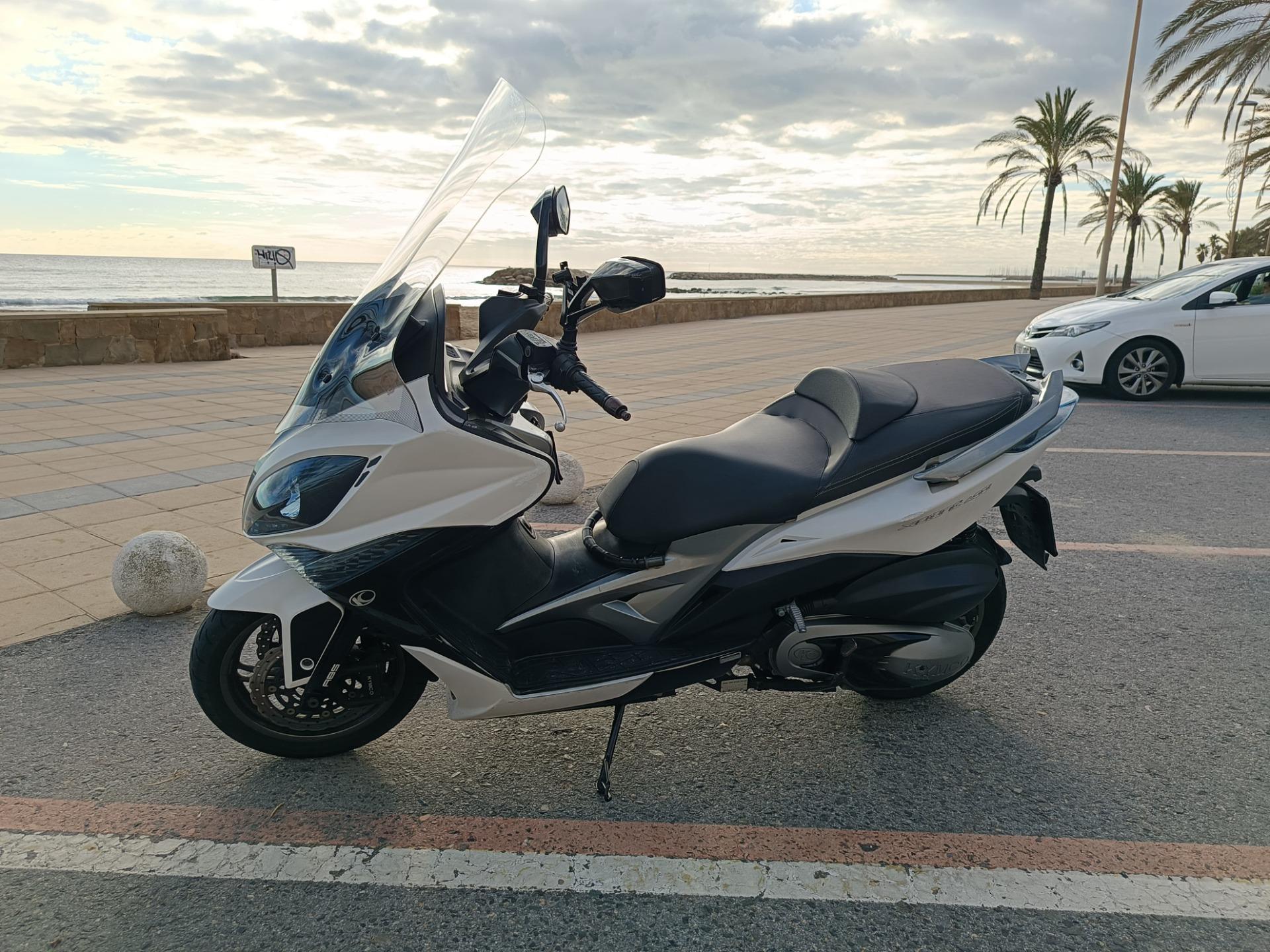 Foto 5 de Kymco Xciting 400i ABS 2015 