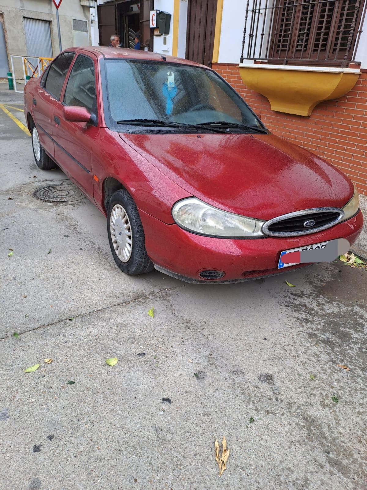 Foto 2 de Ford Mondeo 1.8 gasolina 