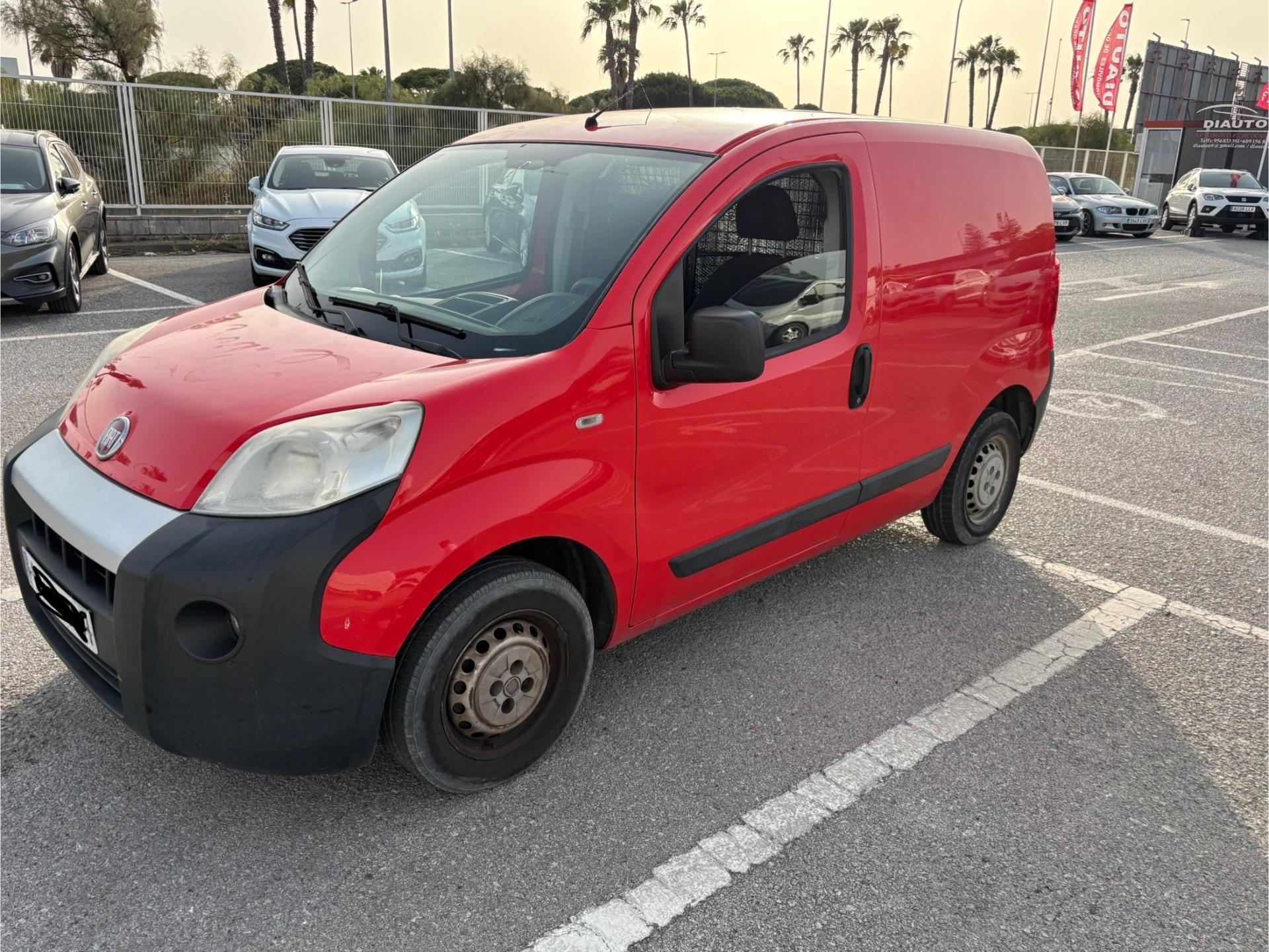 Foto 1 de Cambio furgoneta paquetera por coche 