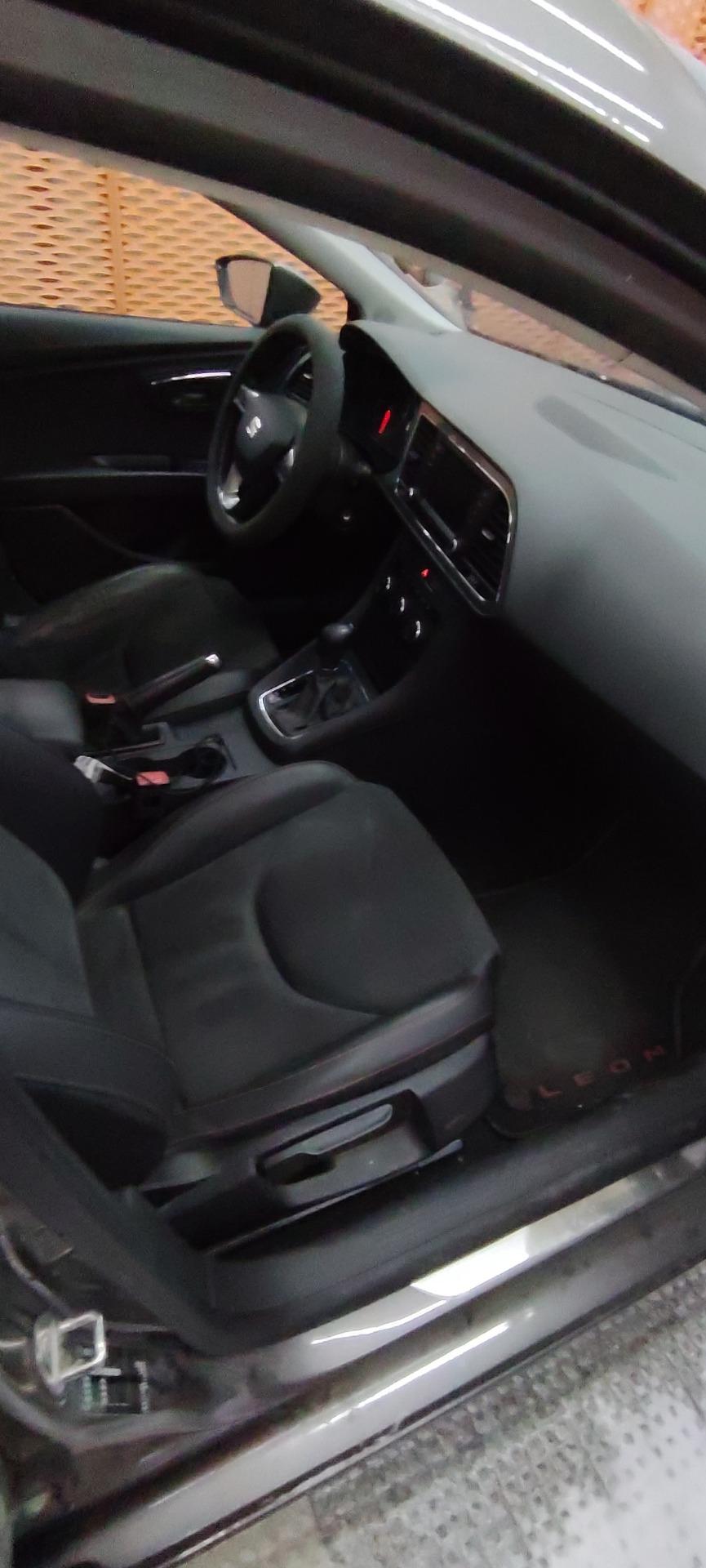 Foto 10 de Seat leon fr st 184cv 2015