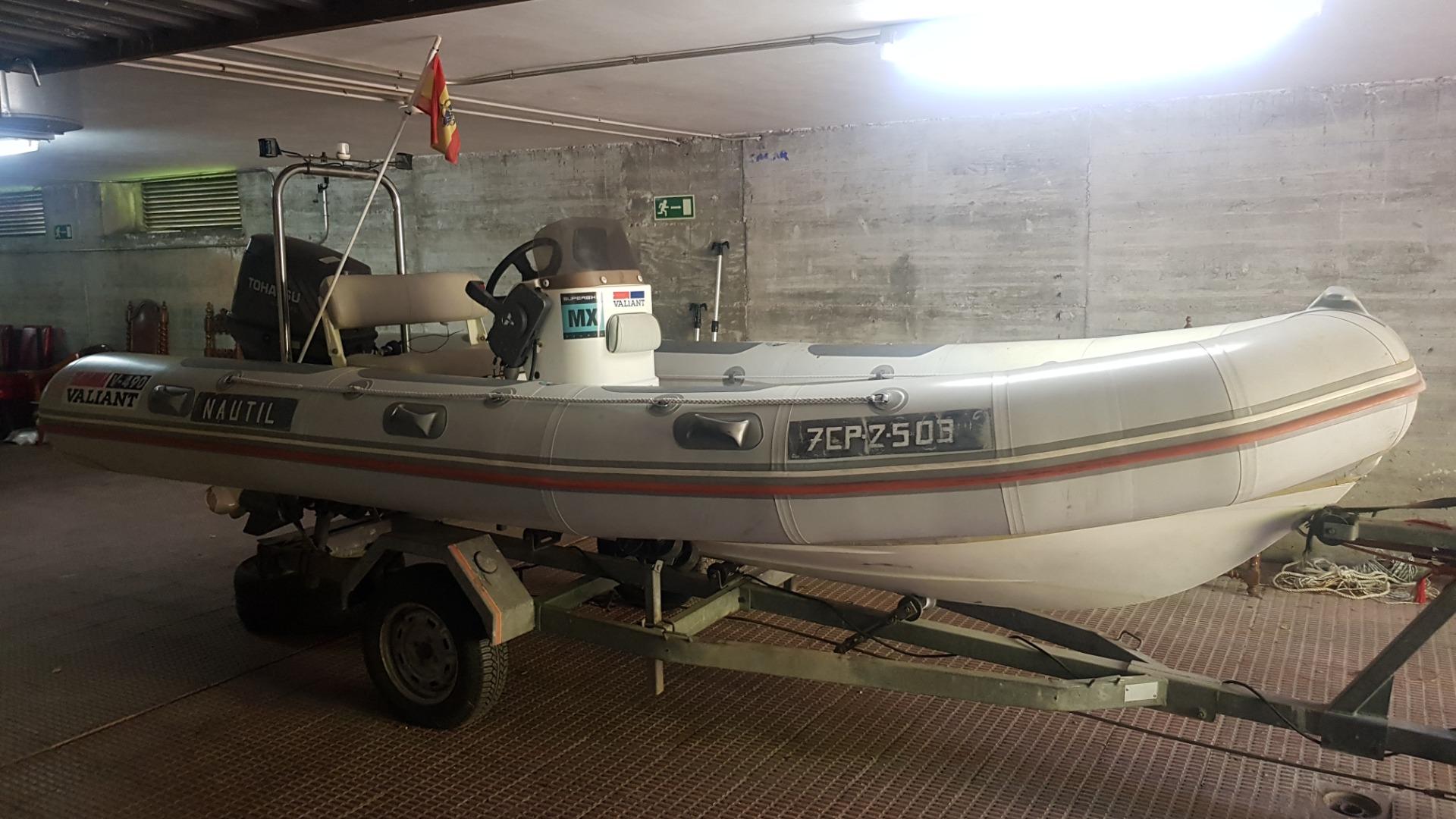 Foto 1 de Valiant 490