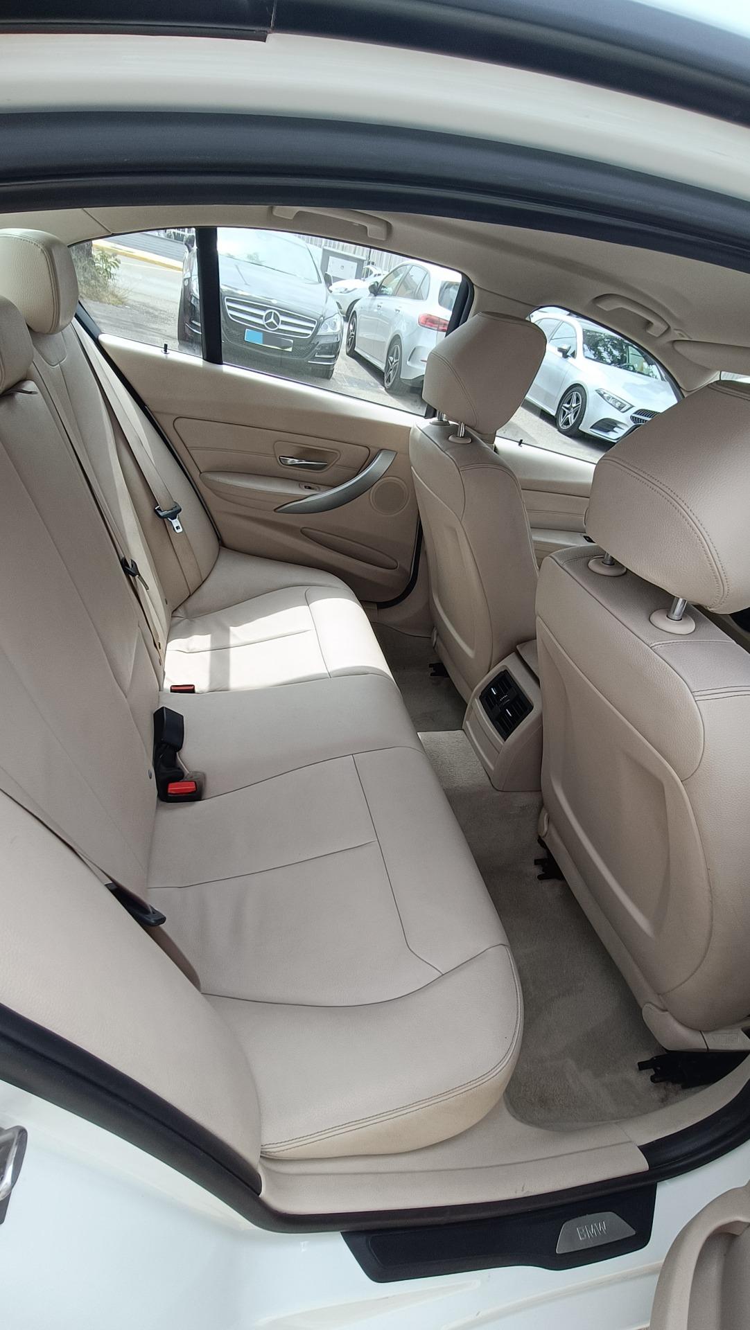 Foto 2 de BMW 330d 