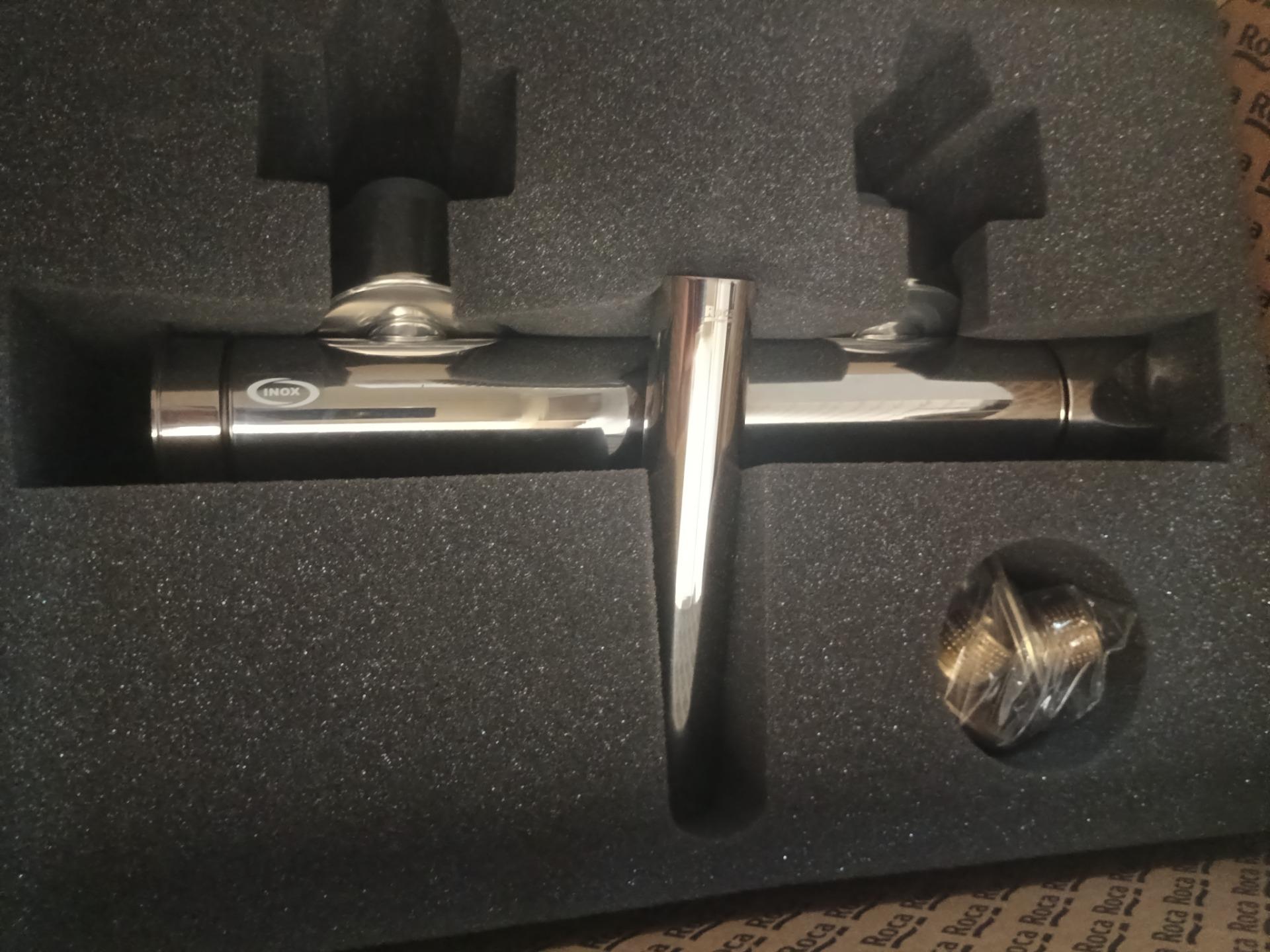 Foto 4 de Un grifo de baño roca alta gama