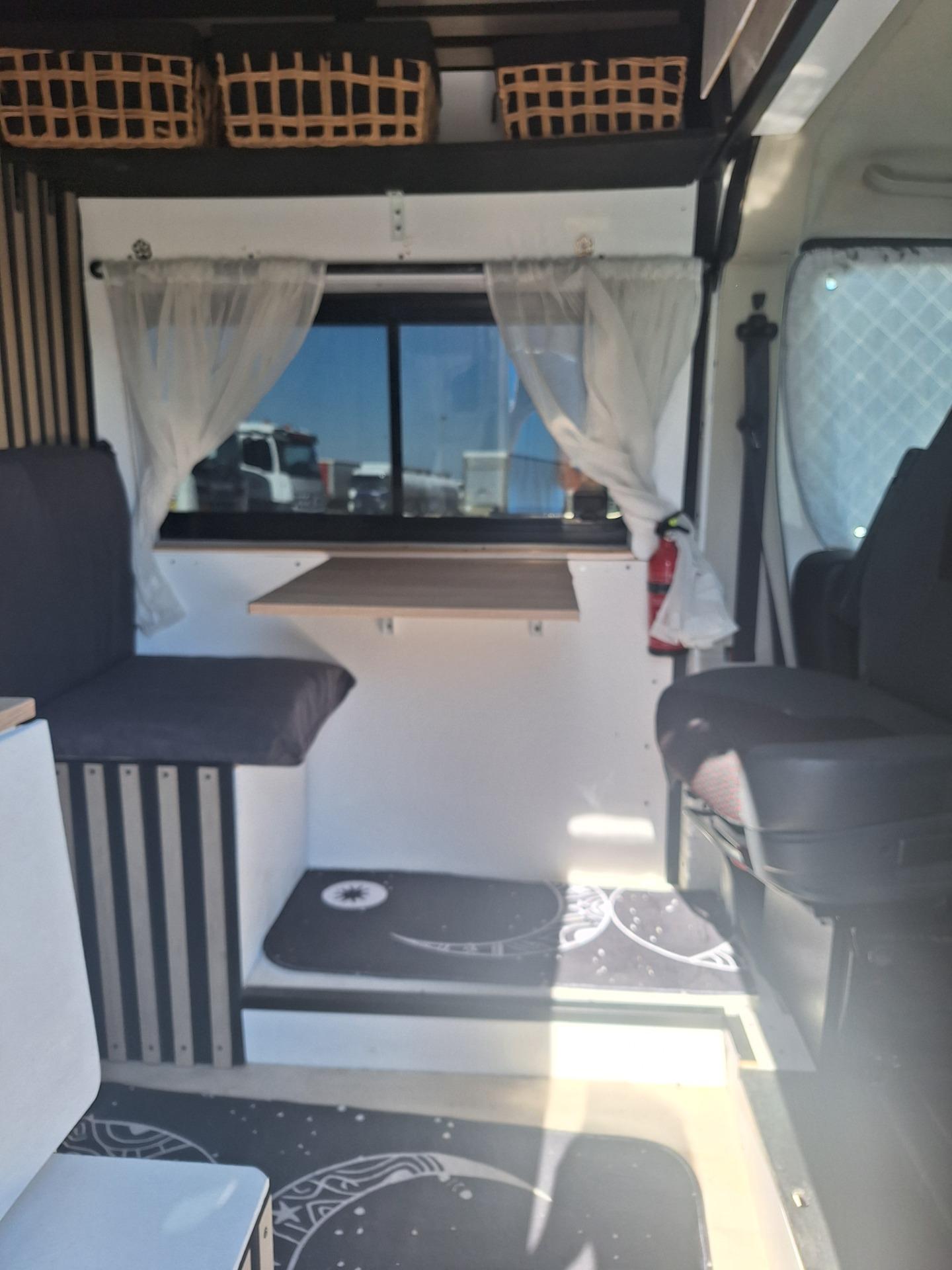 Foto 2 de PEUGEOT BÓXER L3H2 AÑO 2019 HOMOLOGADA ITV EN VIGOR REVISIÓN HECHA CAMBIO POR AUTOCARAVANA HOO 20.00
