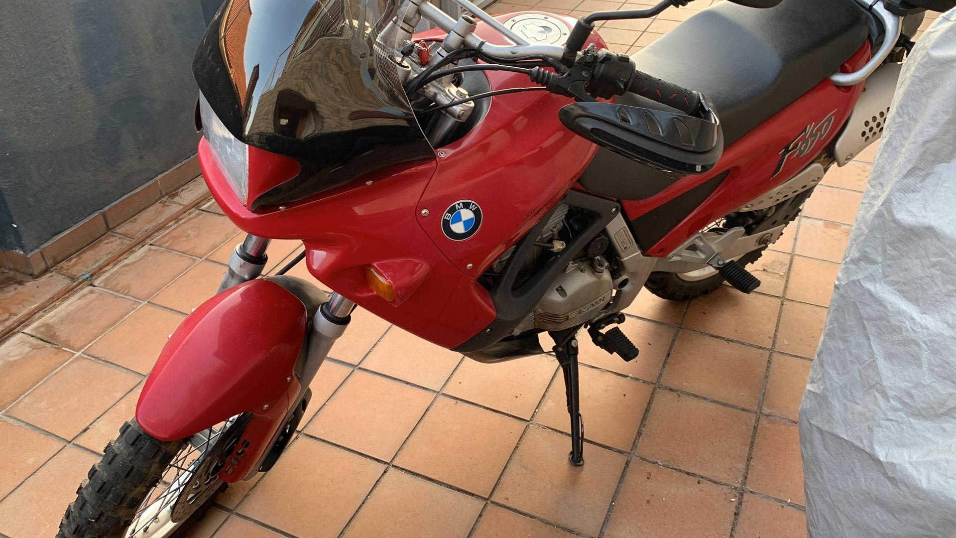 Foto 2 de BMW Z3, Chryler, gran Voyager, Yamaha Virago 1100,BMW 650 GS 