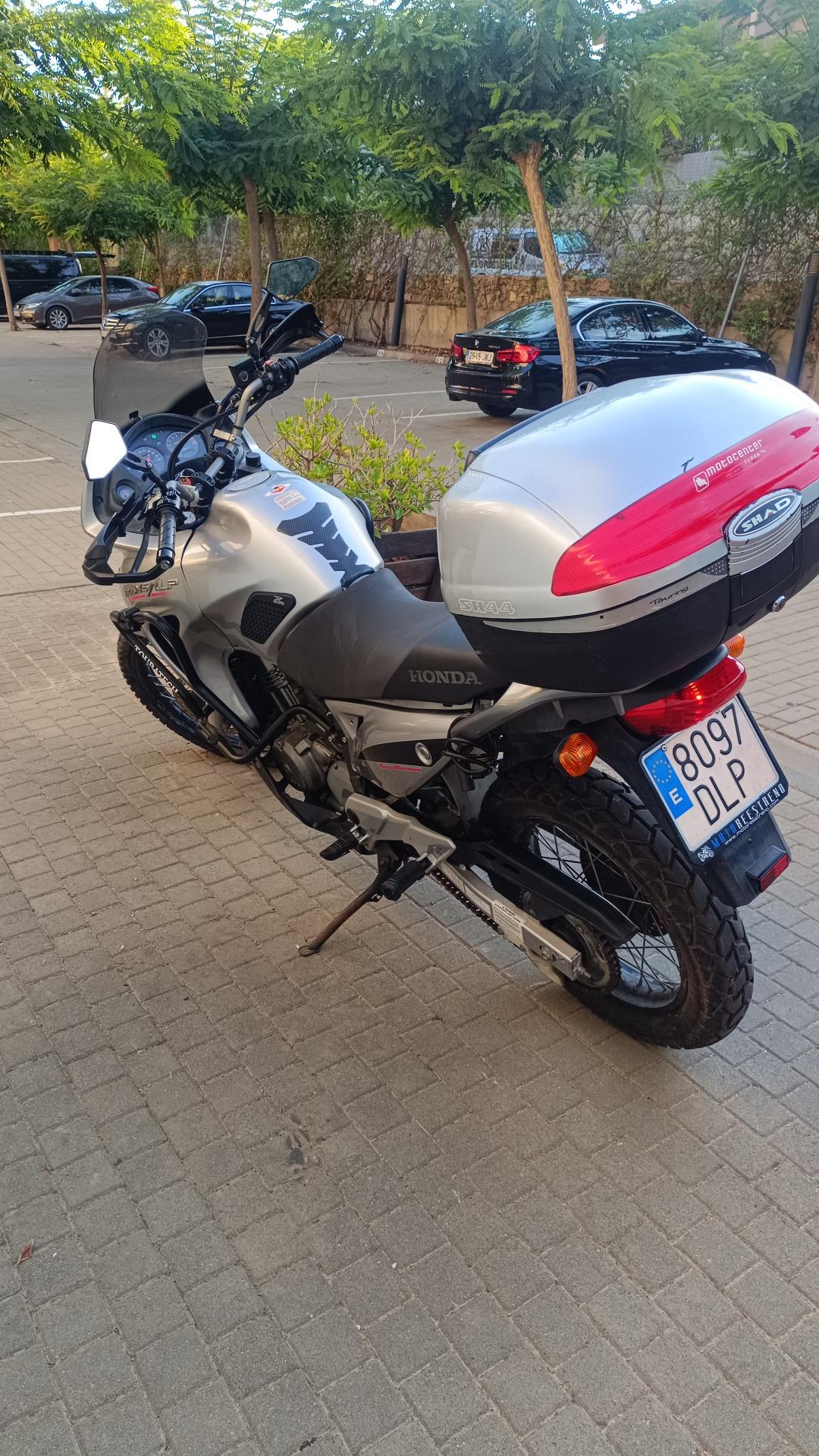 Foto 2 de Honda transalp 650