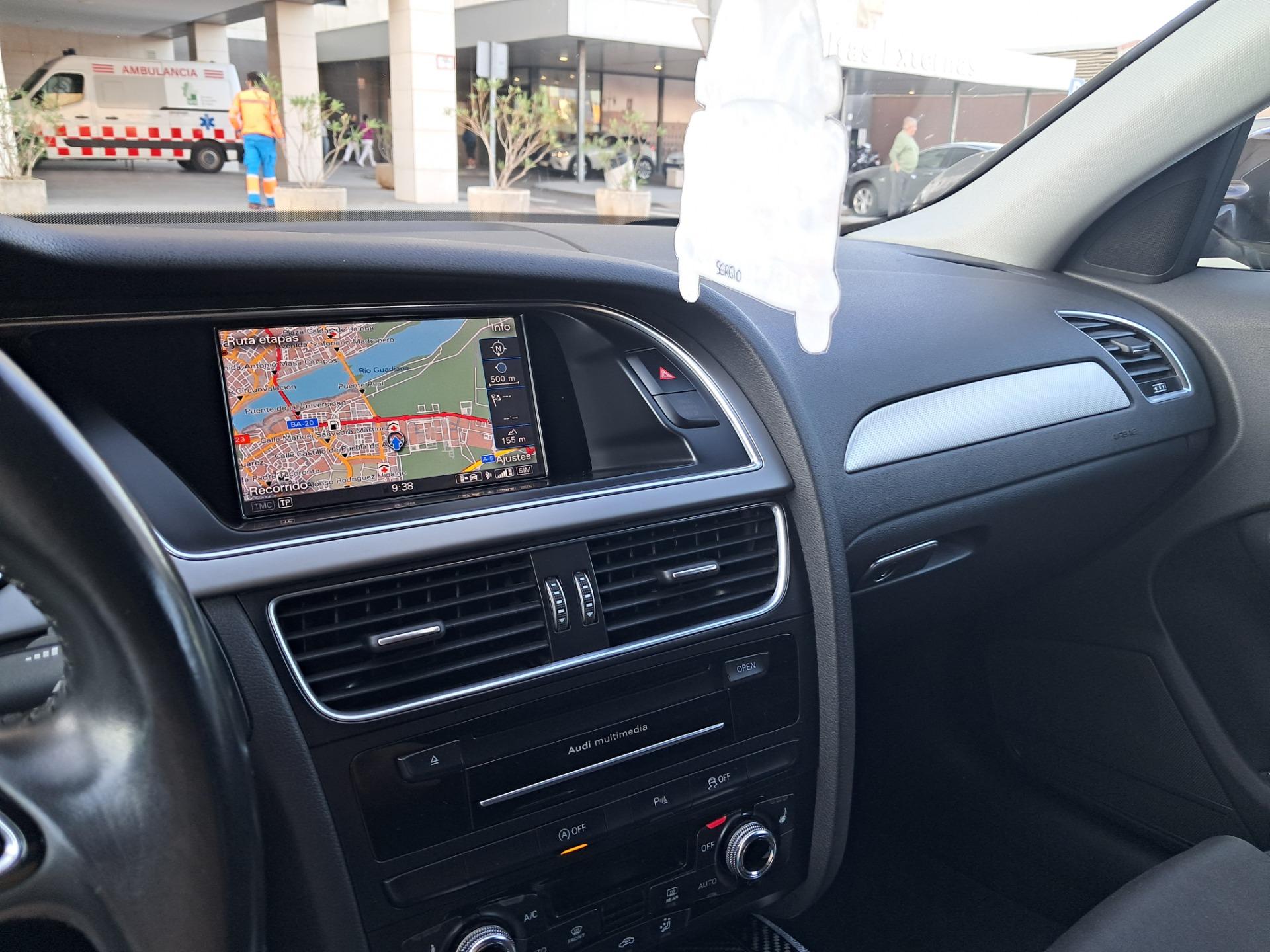 Foto 4 de Audi a4 b8.5 avant 2.0 150 caballos 