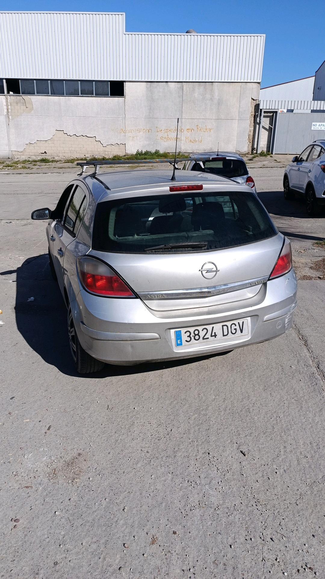 Foto 3 de Opel Astra H 
