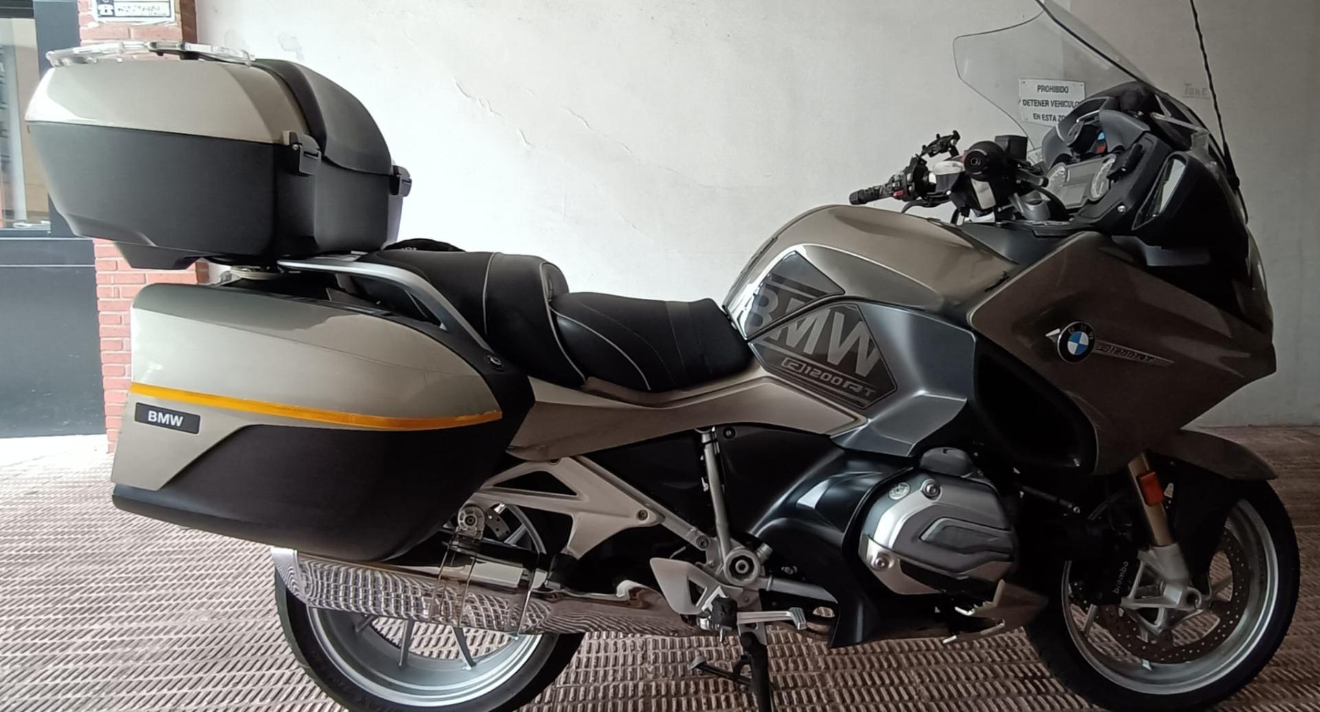 Foto 2 de Cambiaría por furgo camper