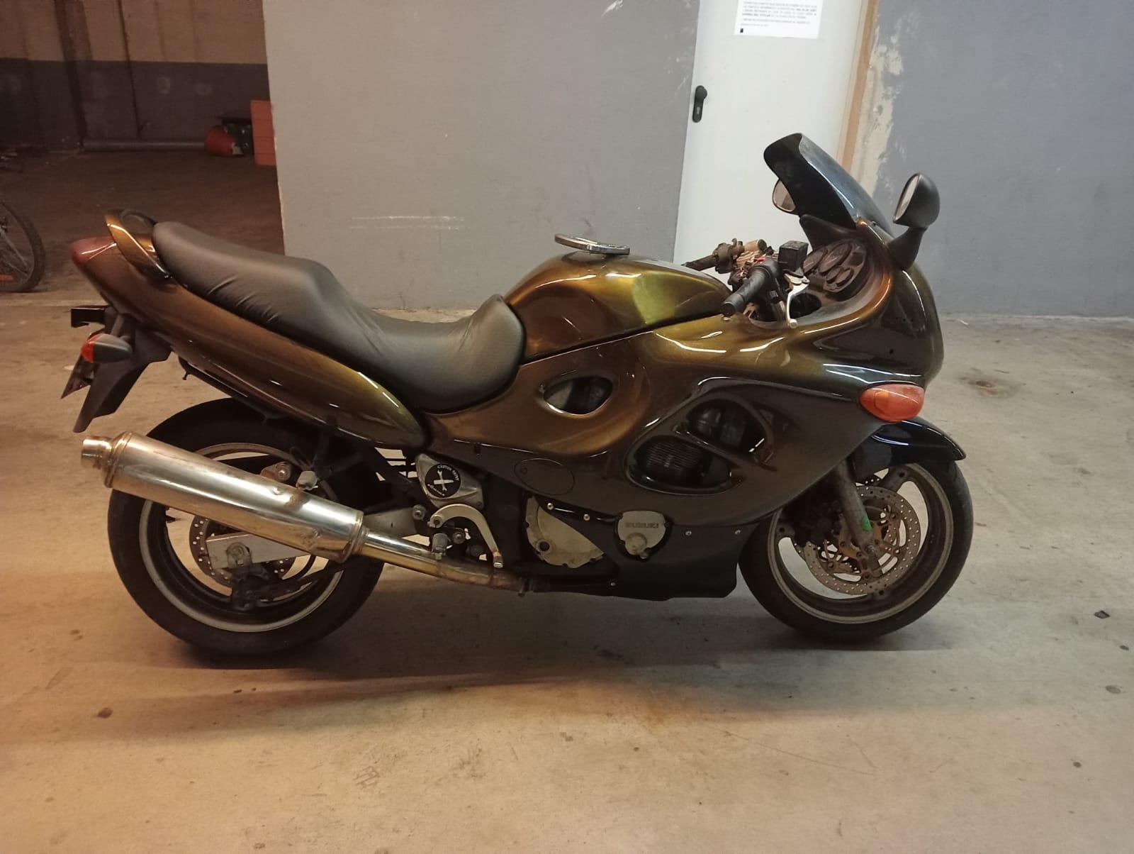 Foto 5 de Suzuki gsx 600f katana 