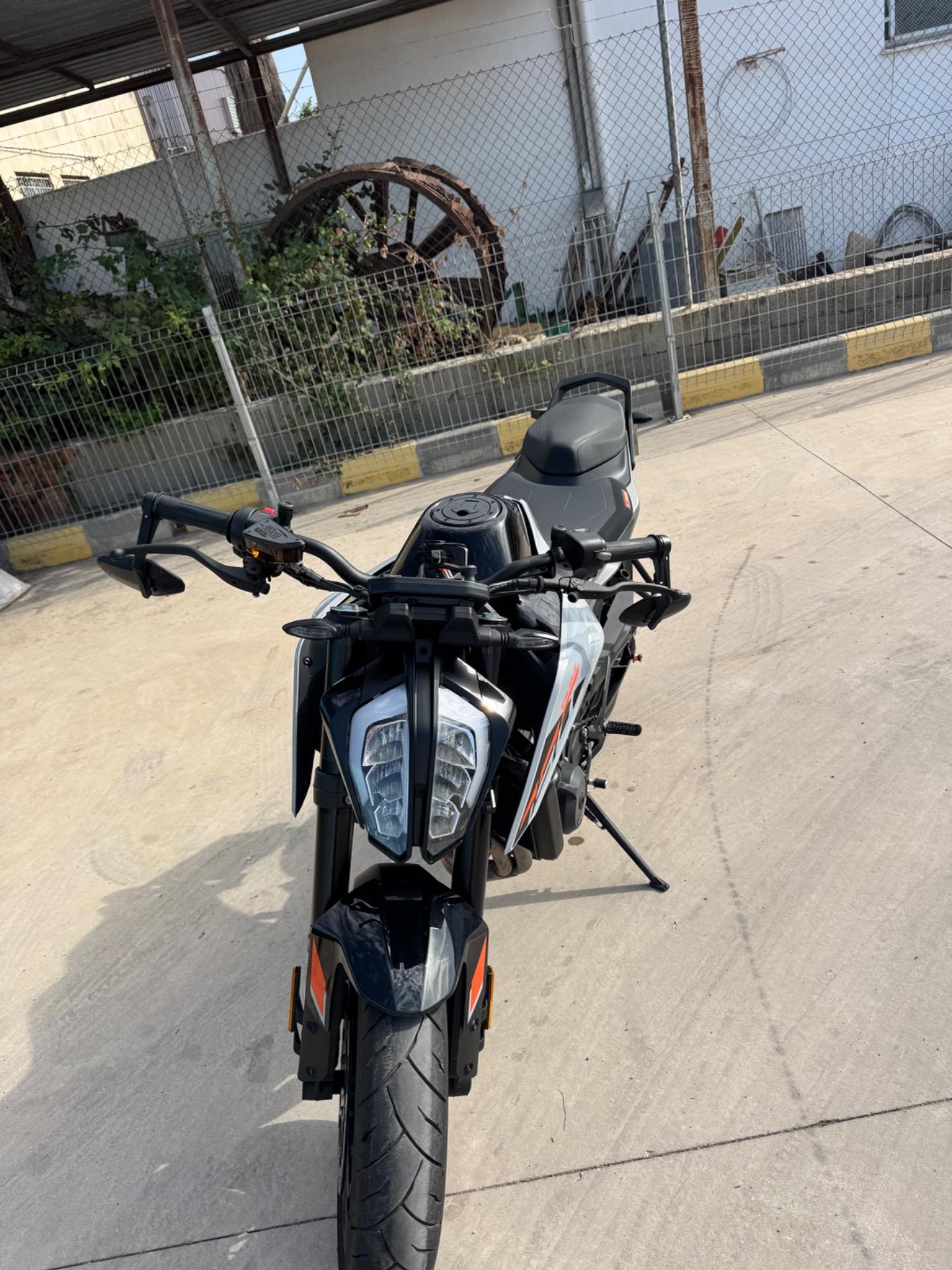 Foto 2 de Ktm duke 790L-impoluta