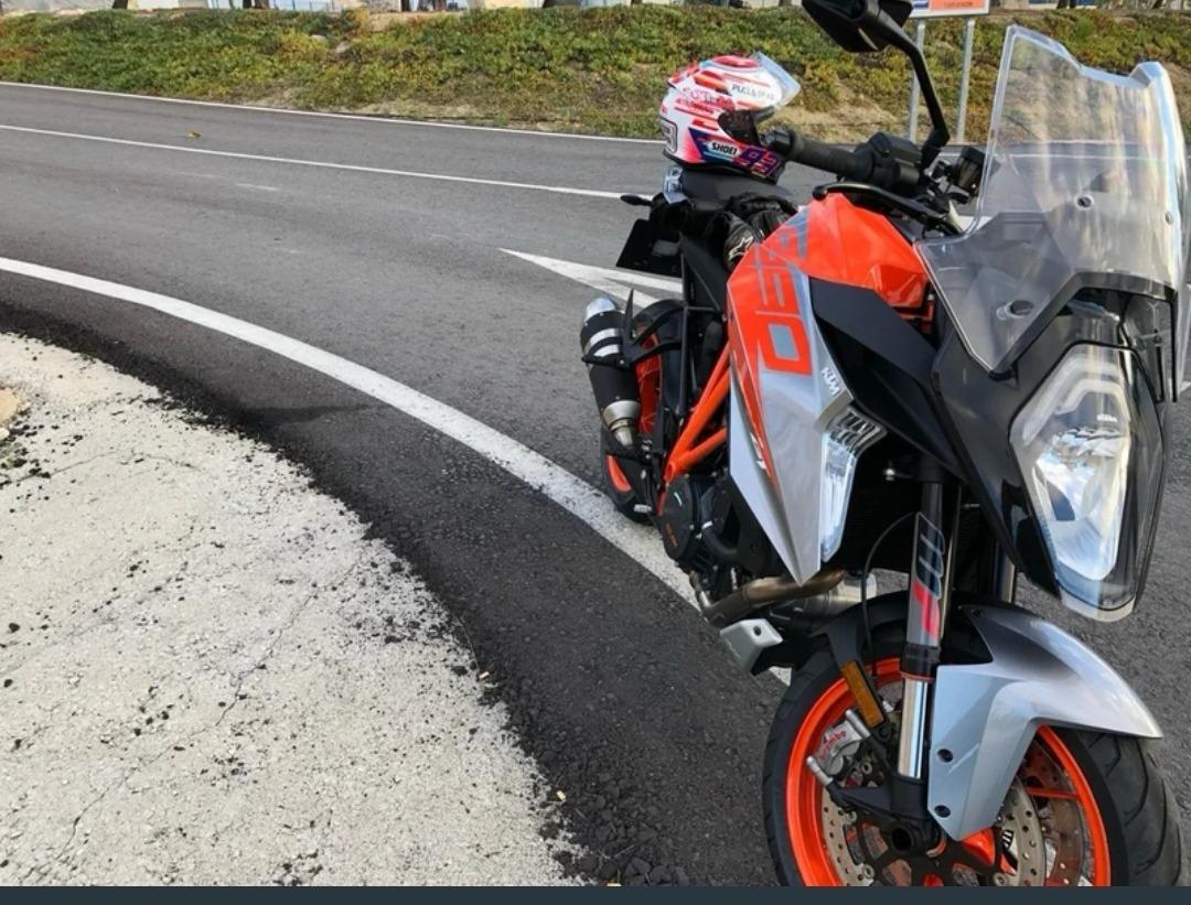Foto 2 de KTM 1290 Superduke GT