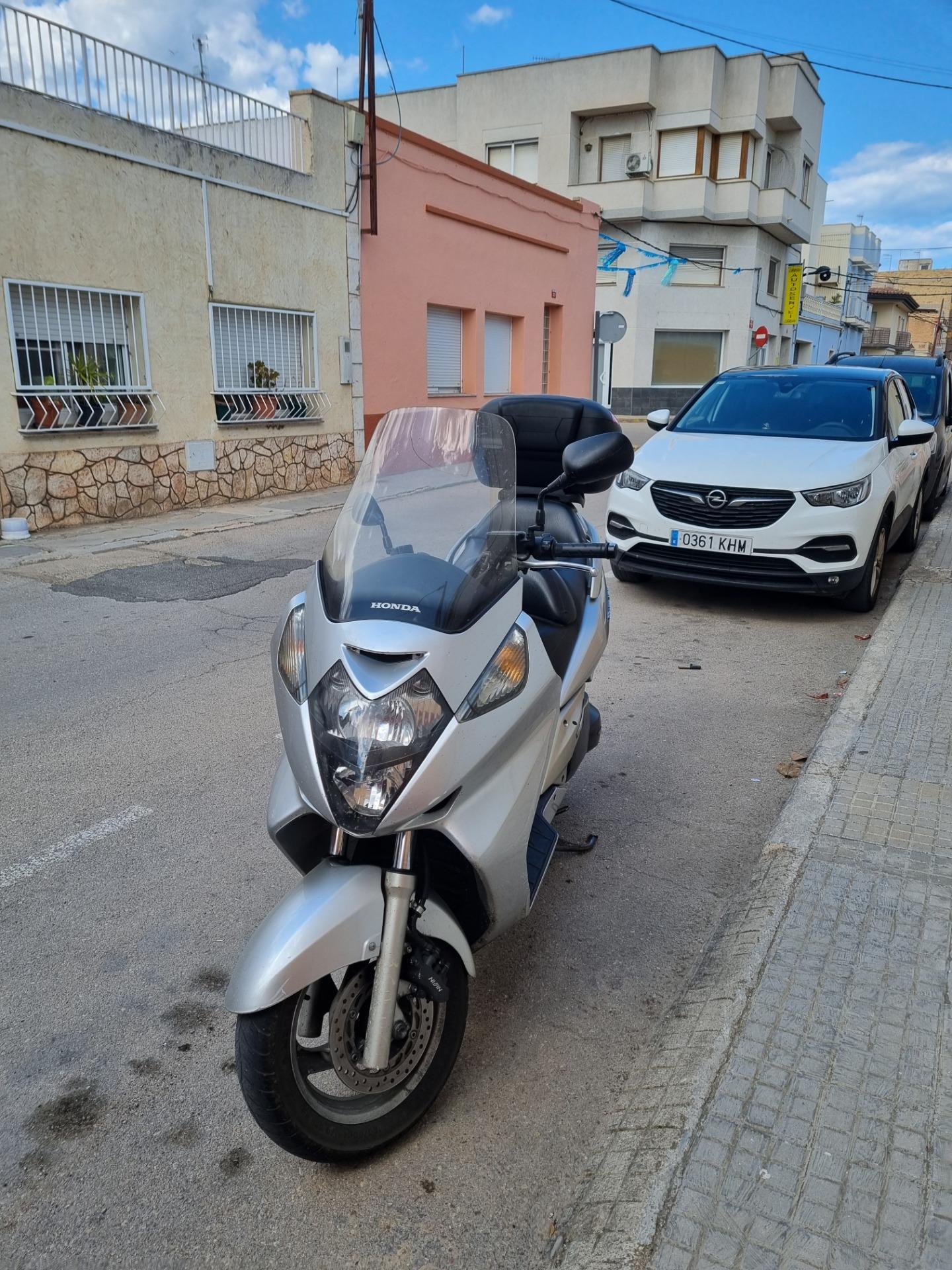 Foto 3 de Honda Silver Wing 600