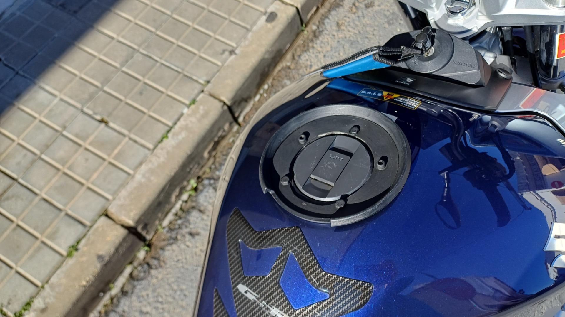 Foto 1 de Suzuki  GSR 600