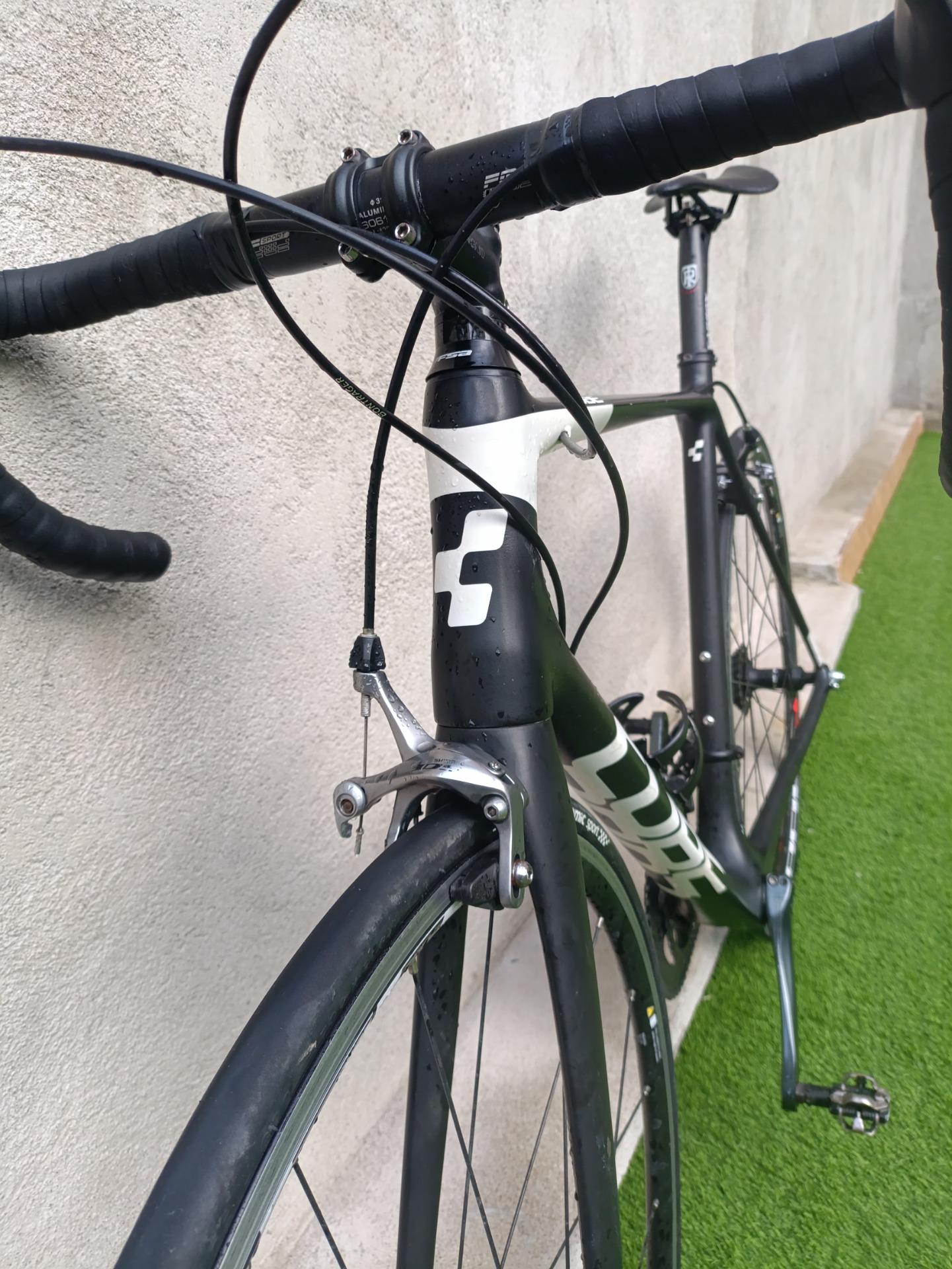 Foto 3 de Cube Agree GTC full carbono carretera 