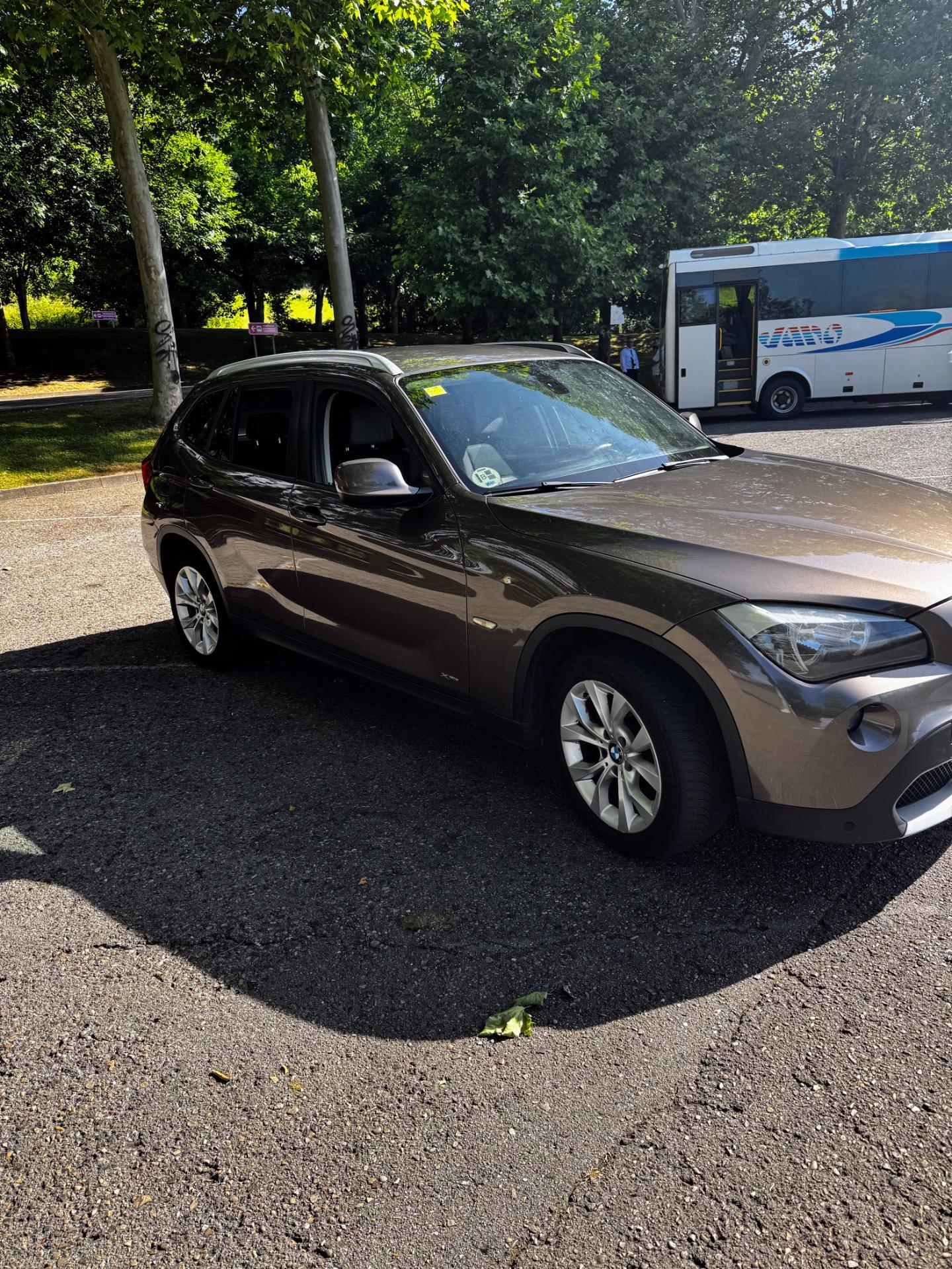 Foto 2 de BMW X1 2.0 143 CV Xdrive 