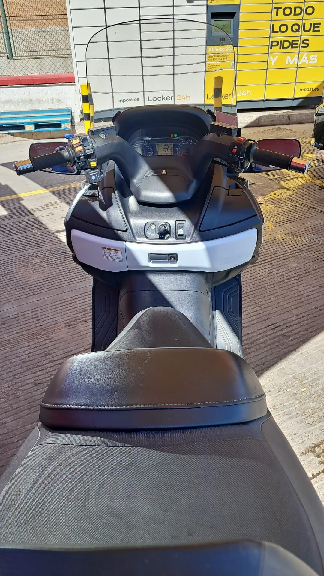 Foto 5 de Suzuki burgman 650abs 