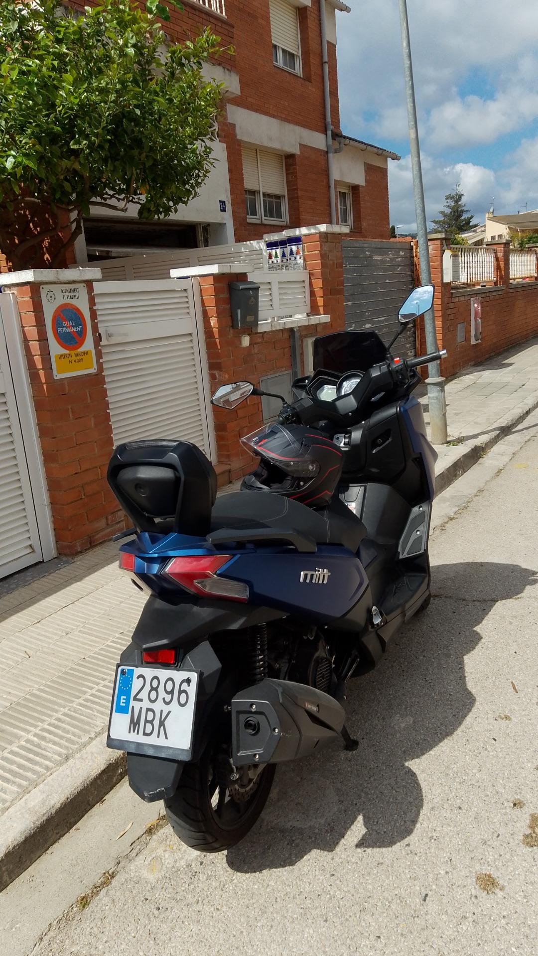 Foto de Moto 125 GTS.