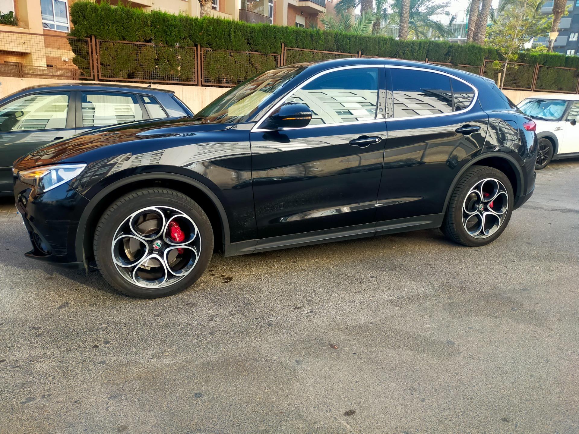 Foto 4 de Alfa romeo stelvio 2.2 diesel Q4. 210 CV.Año 2020. 122000km 