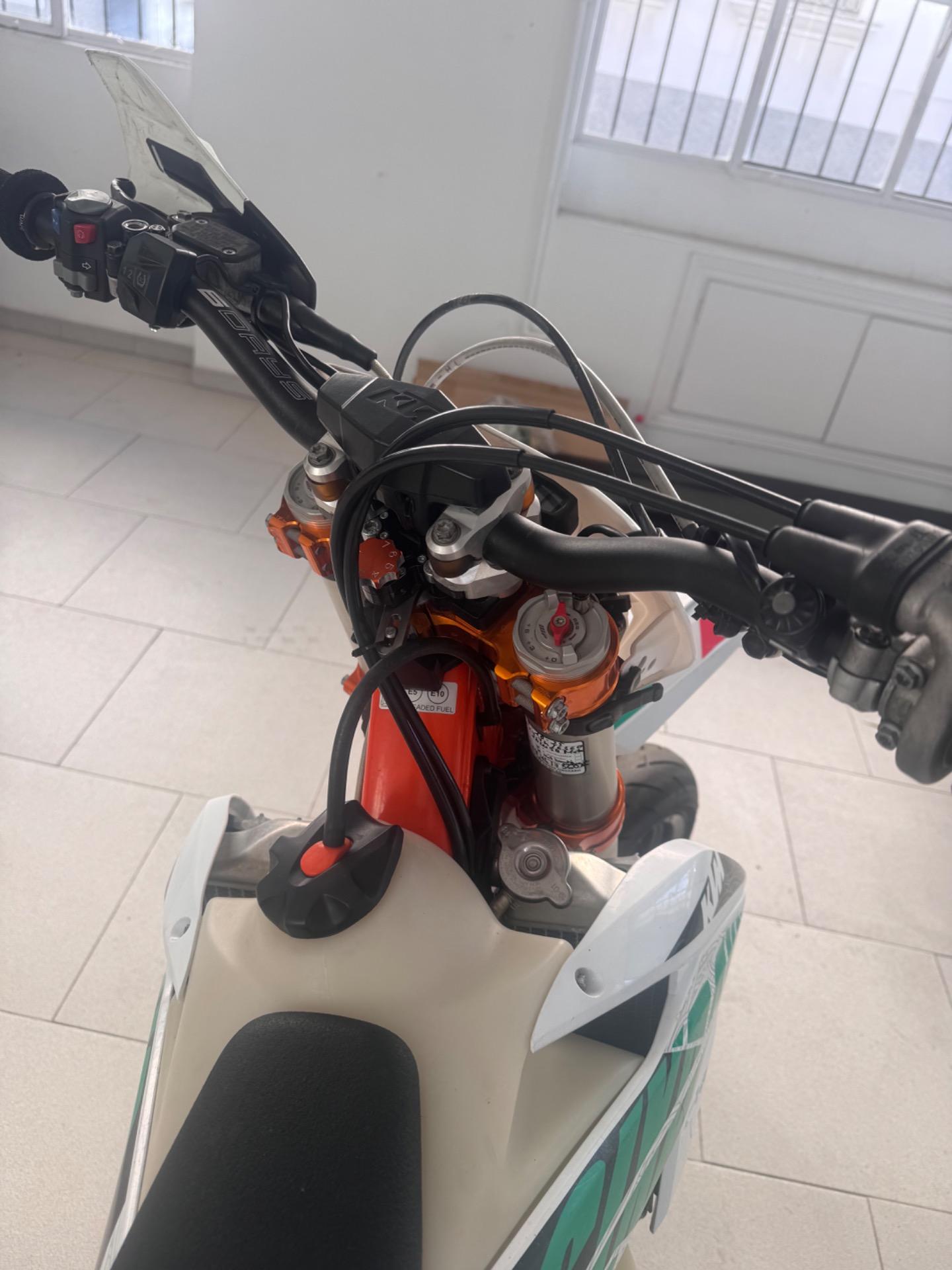 Foto de Ktm 450 six days 2021 
