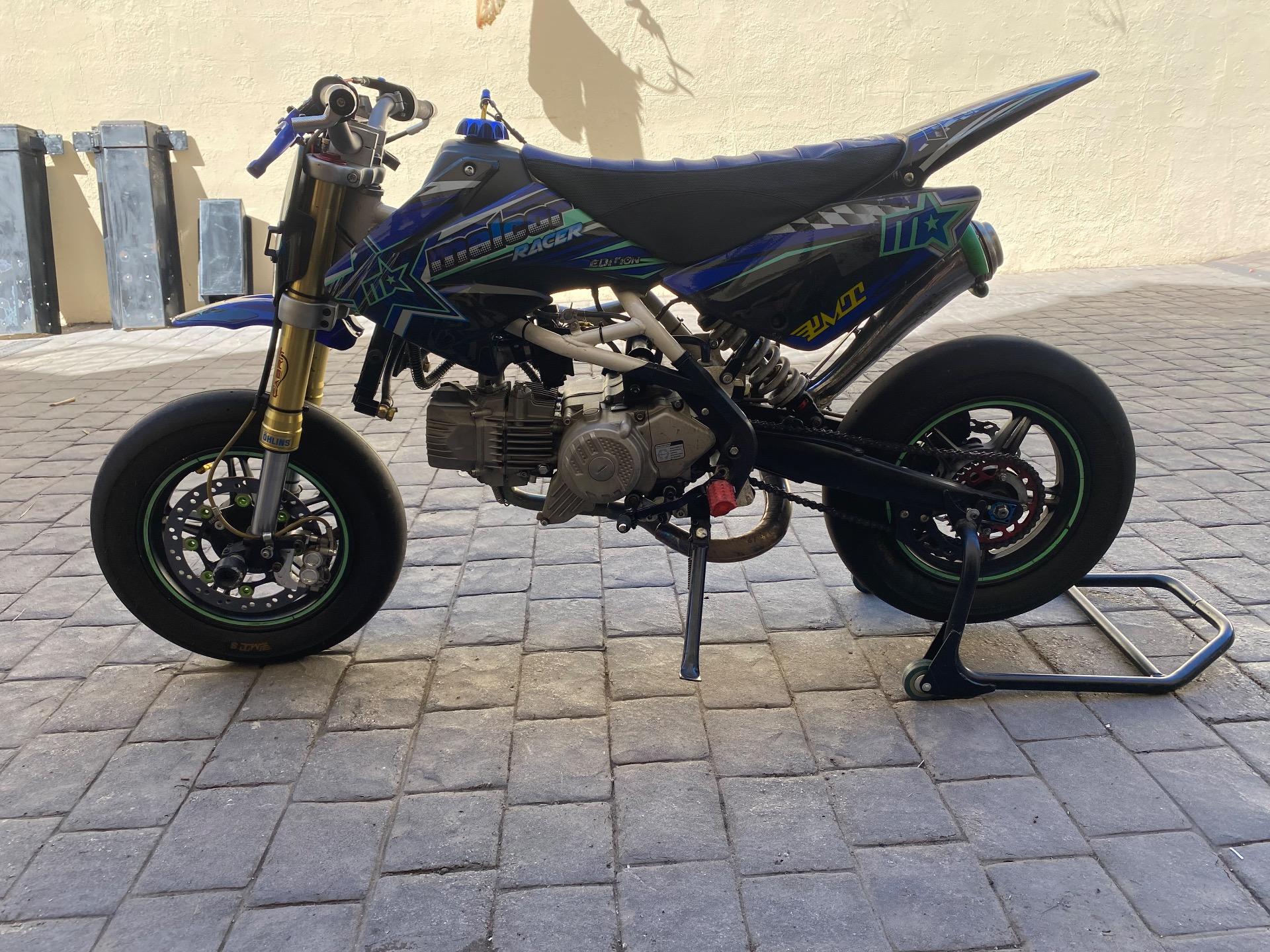 Foto 7 de Pit bike Malcor Racer 190 (precio 2.000€)