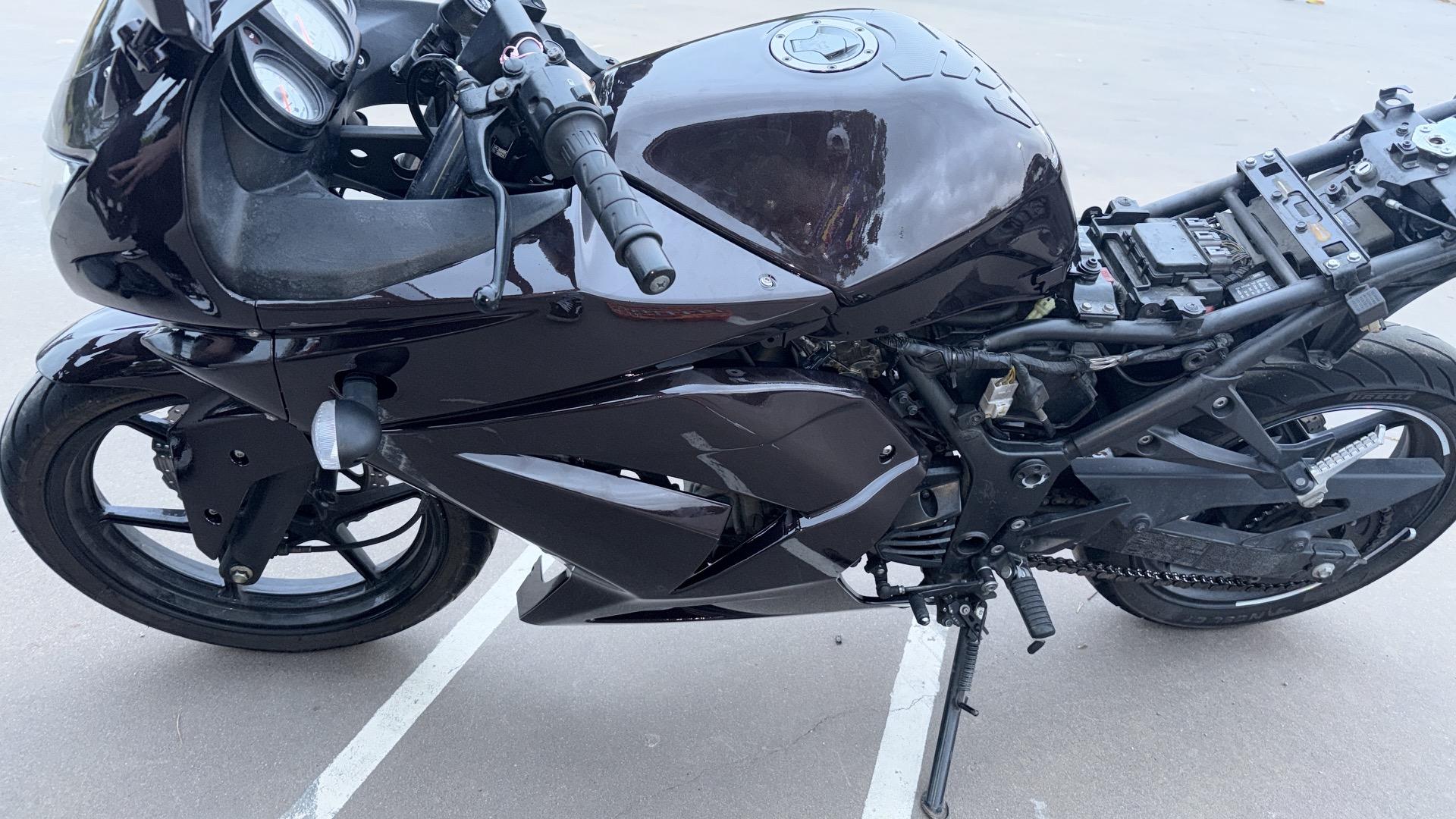 Foto de Kawasaki Ninja 250R GP Edition
