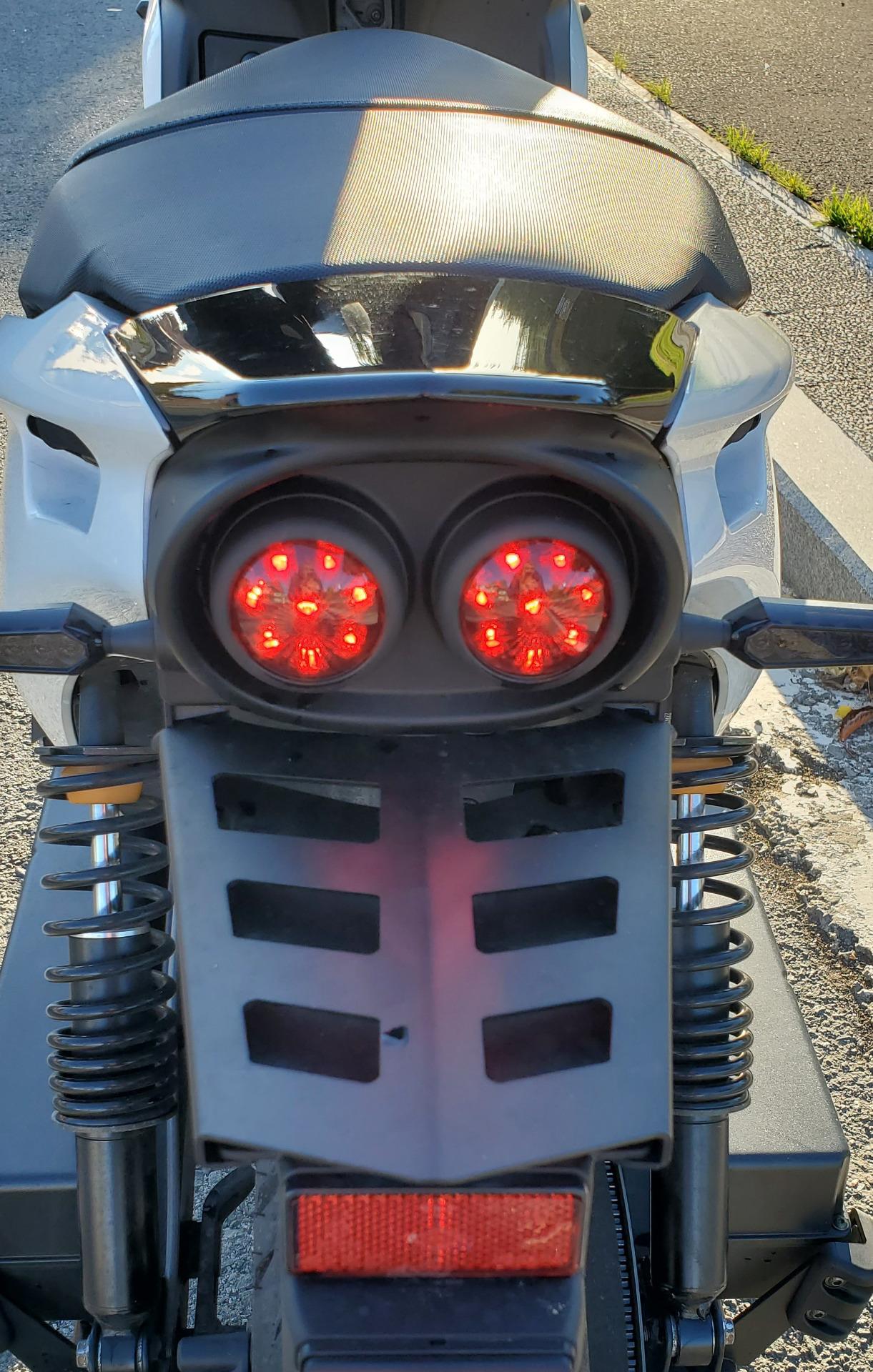 Foto 2 de Moto electrica nacional RIEJU RAY 7.7 de febrero de 2022 con 9.500 km