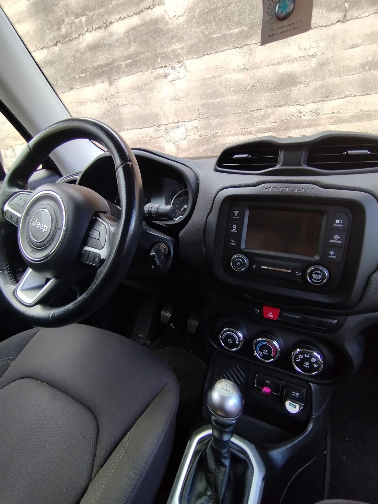 Foto 4 de Jeep Renegade 