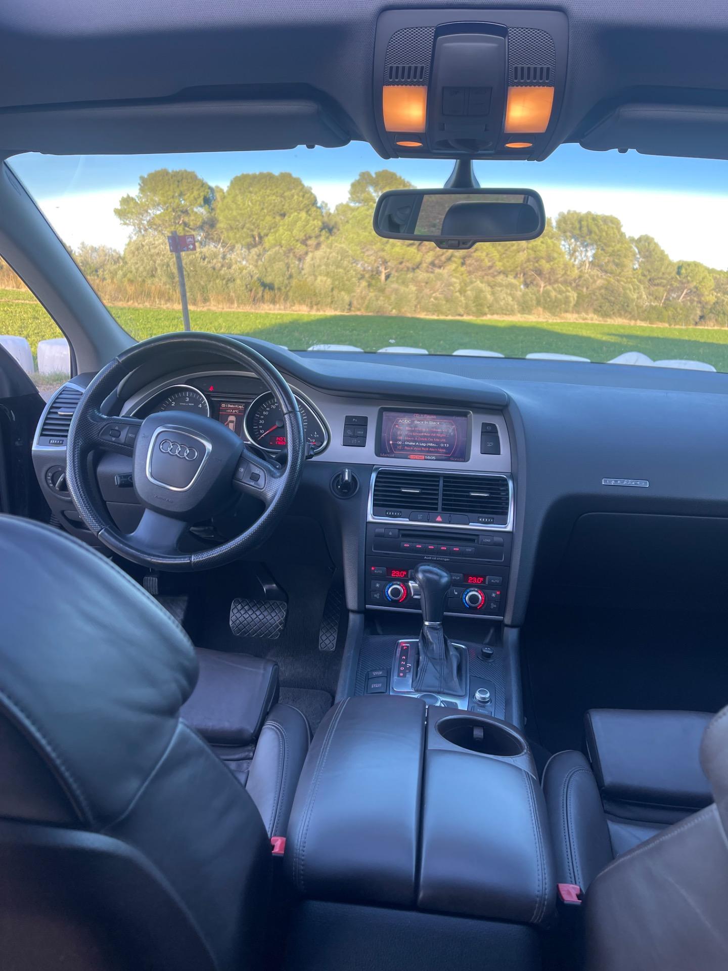 Foto 3 de Vendo o cambio Audi q7 