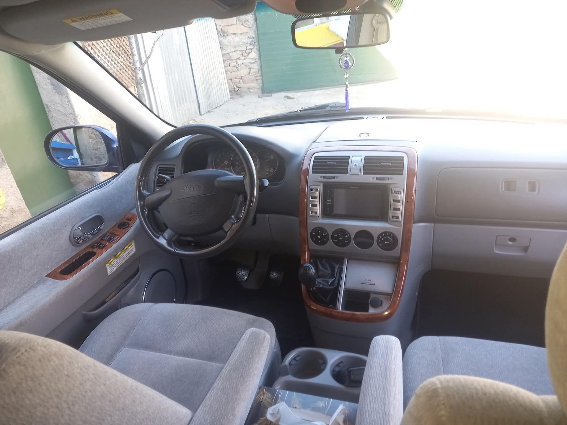 Foto de Kia carnival