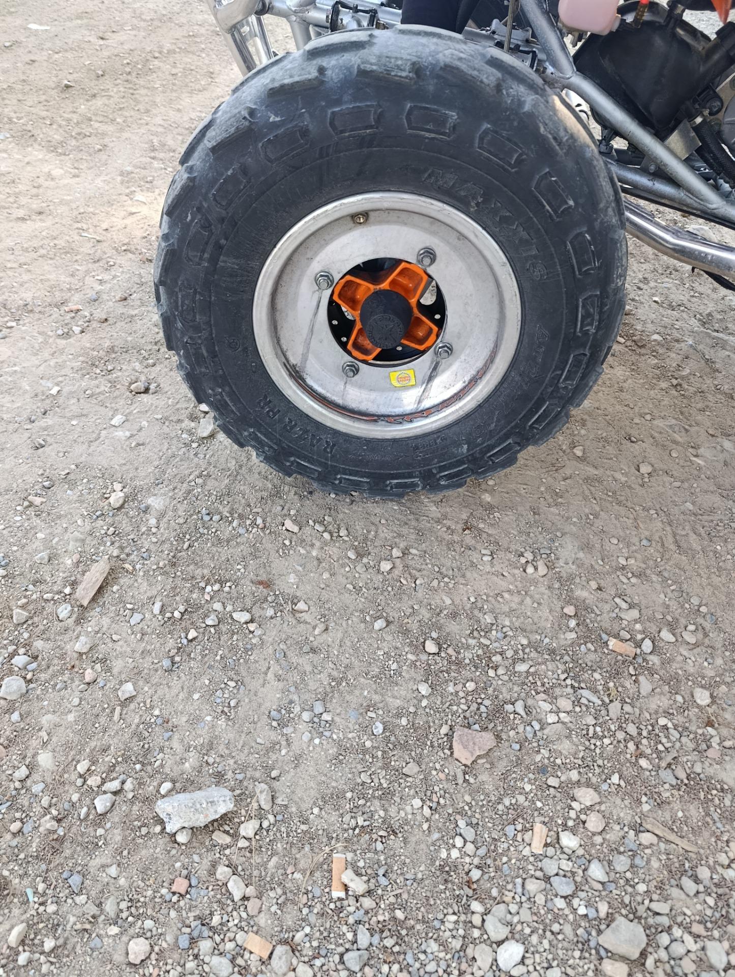 Foto 4 de Polaris predator 500