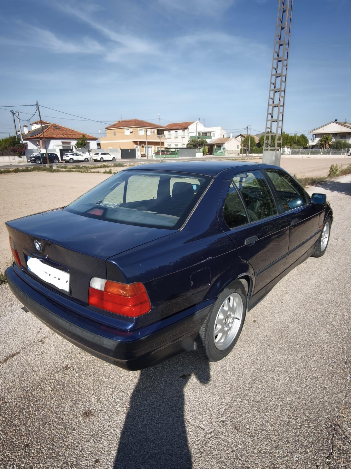Foto 5 de BMW 316 102cv
