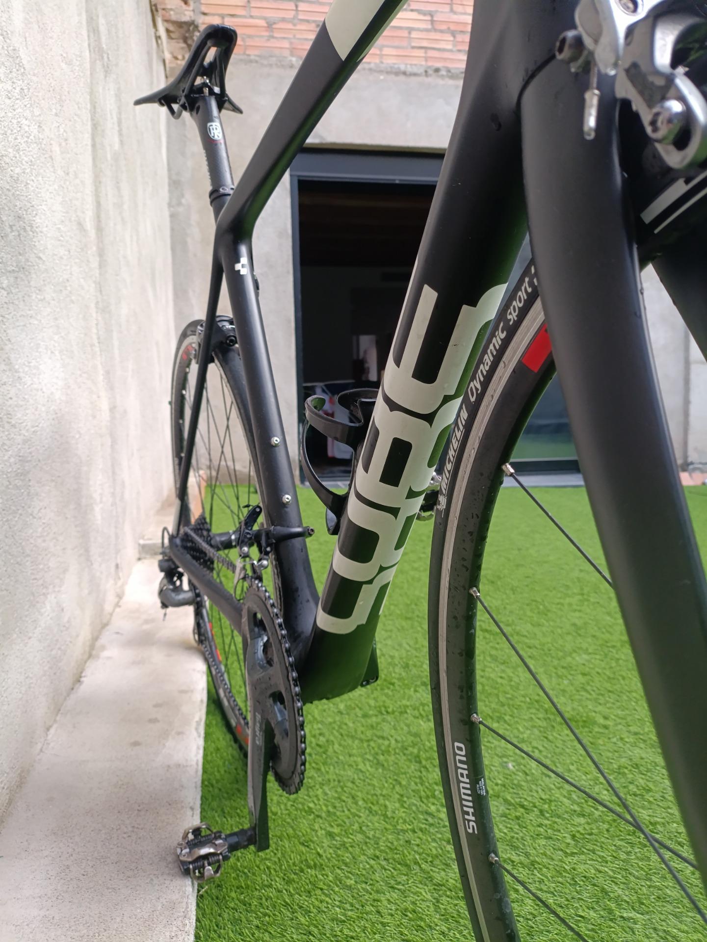 Foto 6 de Cube Agree GTC full carbono carretera 